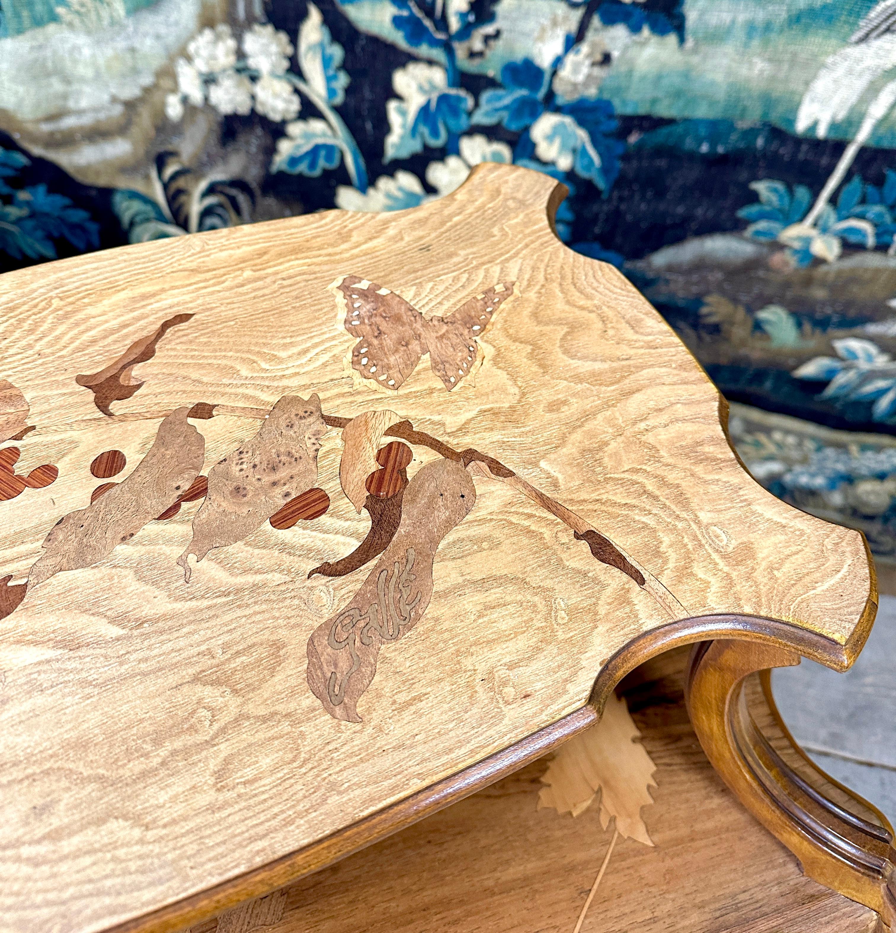 Emile Gallé - Tea Table With Three Trays In Marquetry. Art Nouveau Period, 1900s For Sale 3