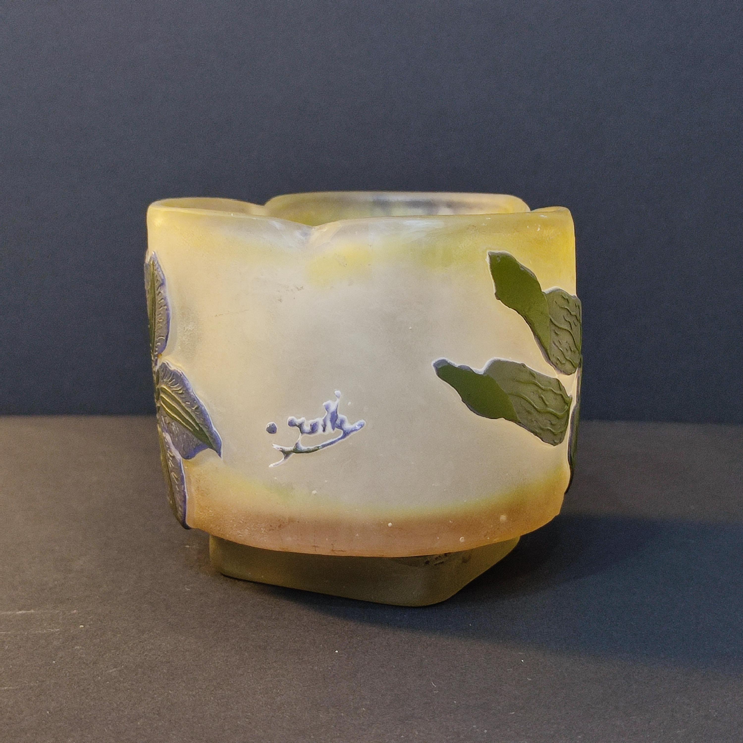 Vase 