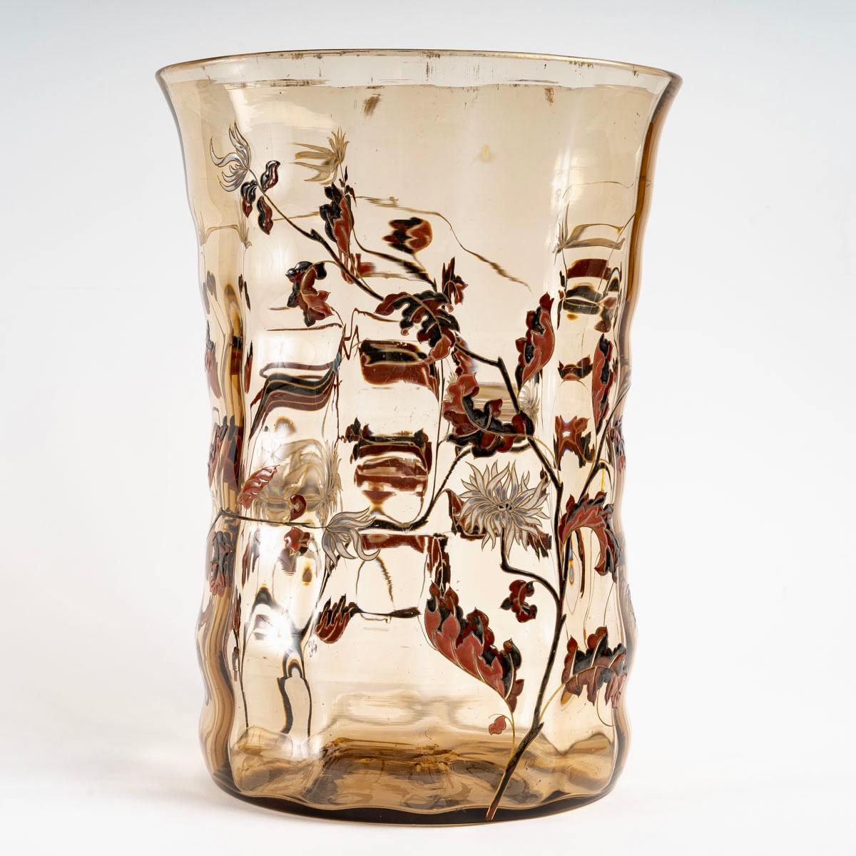 French Emile Gallé, Vase Cristallerie Smoked Glass Praying Mantis Among Foliages For Sale
