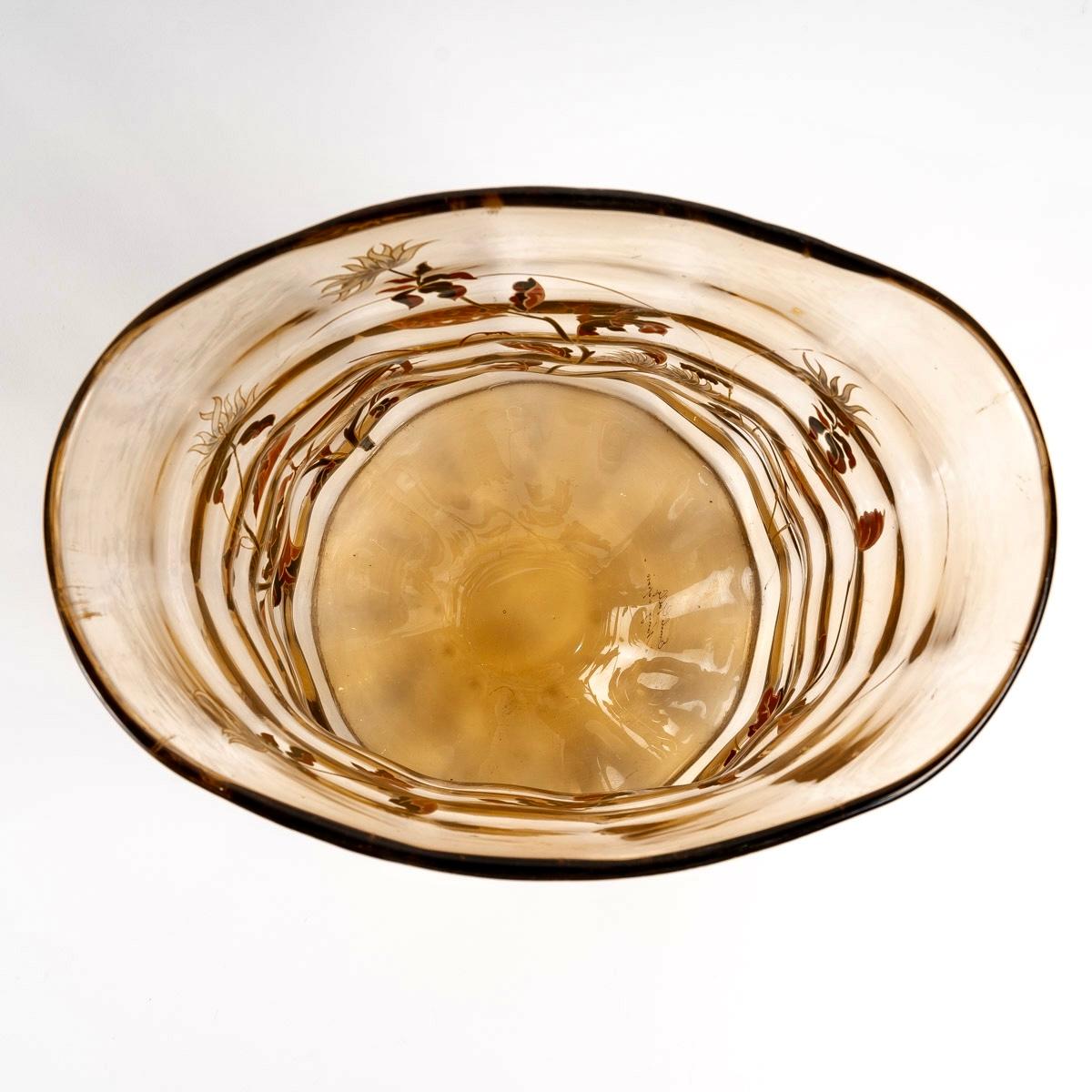 Emile Gallé, Vase Cristallerie Rauchglas Gottesanbeterin zwischen Blättern (Spätes 19. Jahrhundert) im Angebot