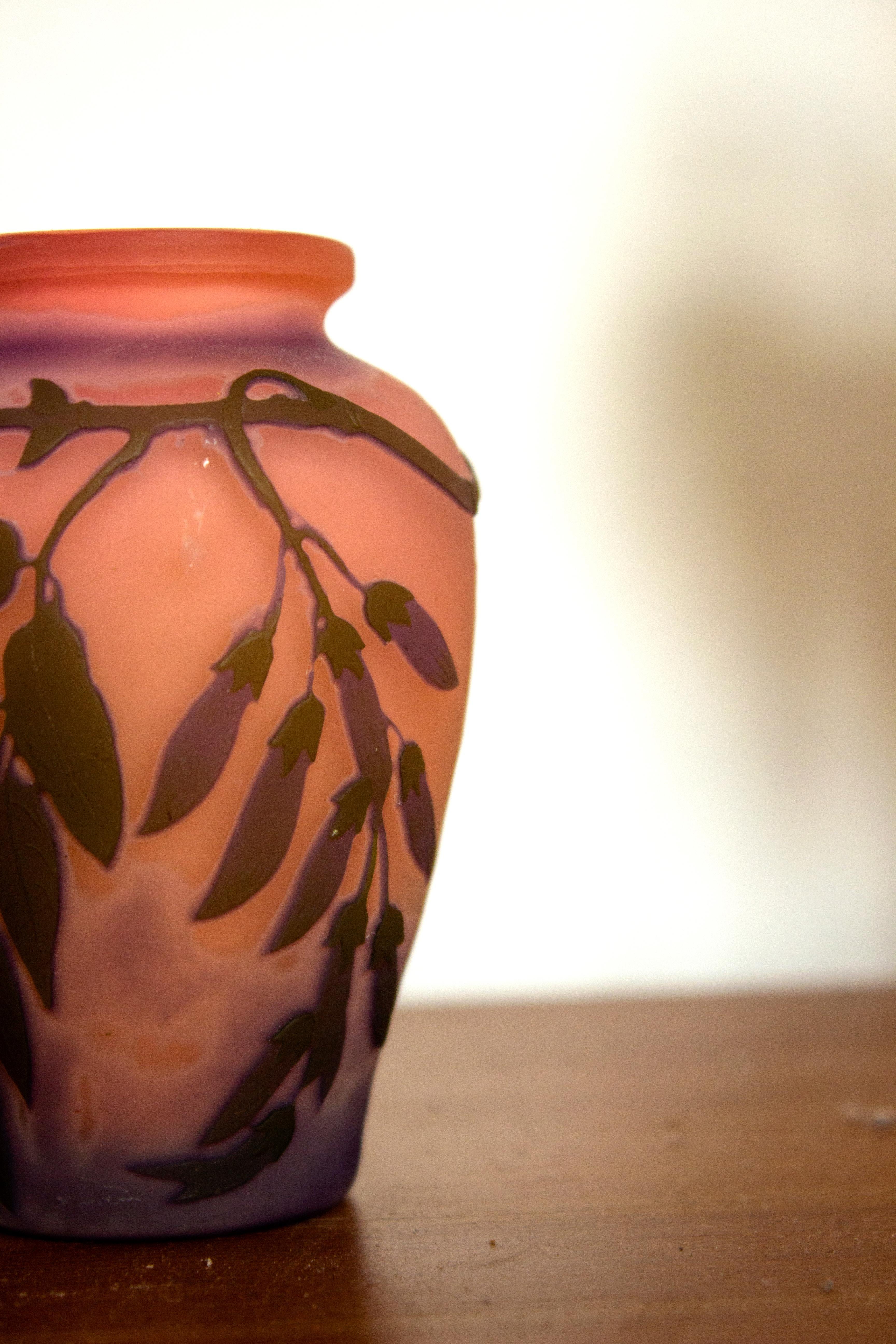 galle signature on vase