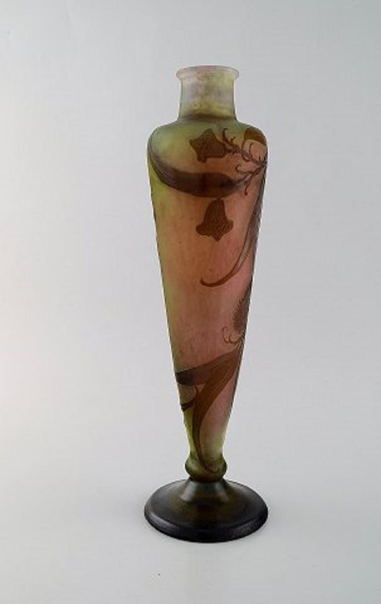 French Emile Gallé Vase in Frosted and Overlaid Brown Art Glass, circa 1910 For Sale