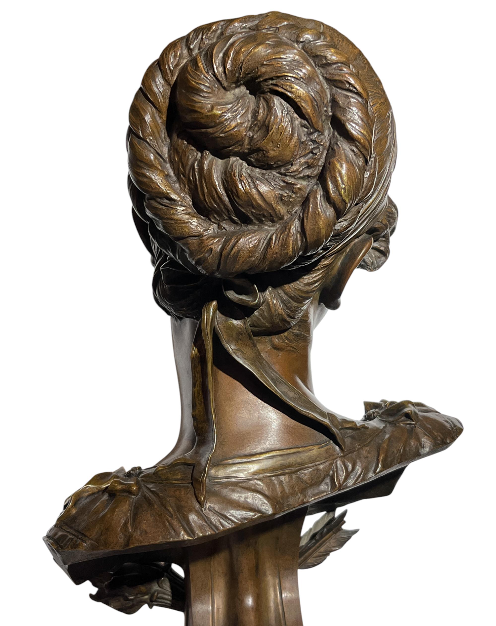 Antike Bronzebüste einer französischen Frau aus der Provinz, um 1882 von Émile Guillemin im Angebot 5