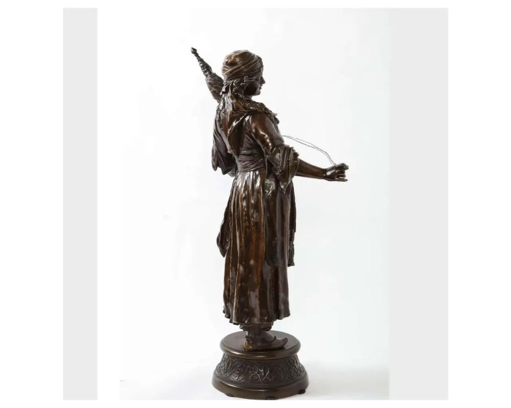 Émile Guillemin, une figure française en bronze patiné représentant une danseuse orientaliste Bon état - En vente à Long Island City, NY