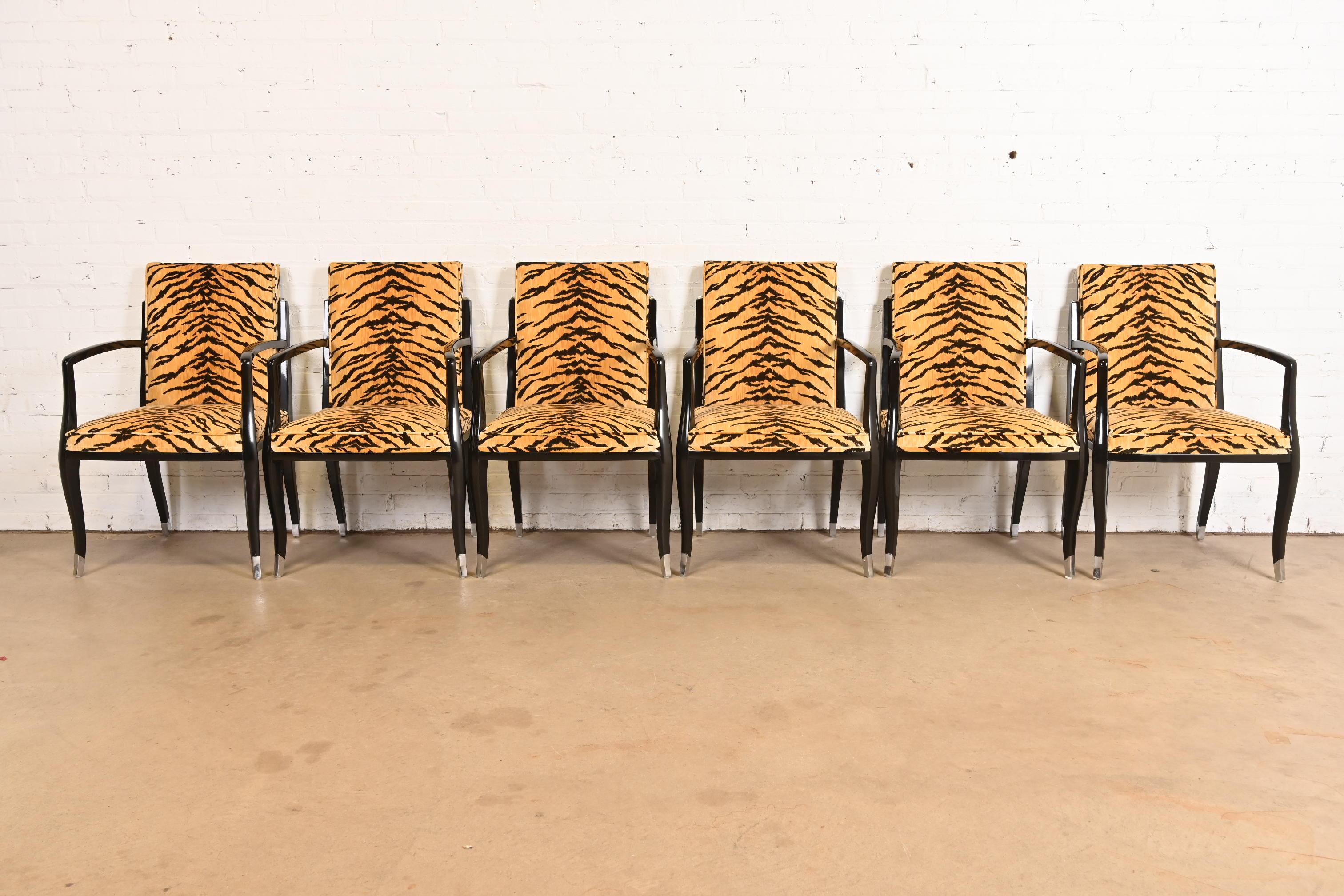 Fauteuils Art déco français de style Émile-Jacques Ruhlmann, ensemble de six fauteuils Bon état - En vente à South Bend, IN