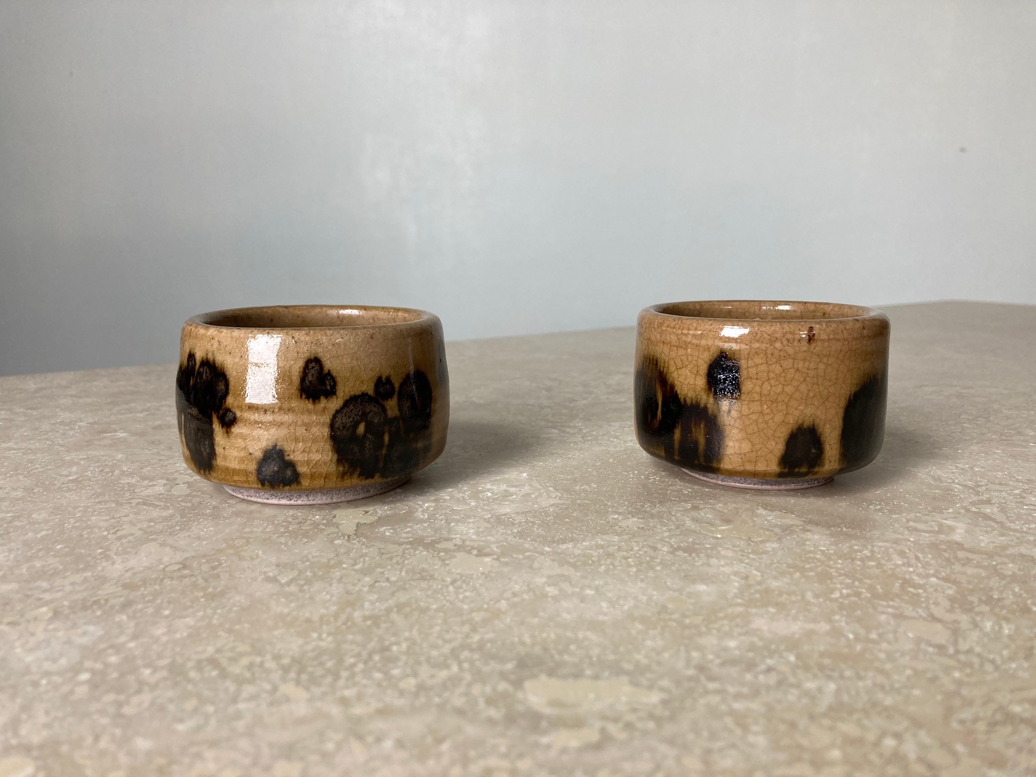 Set of 2 ceramics by renowned french artist Emile Lenoble.
Made in France in the 1920s.

Both are signed.

