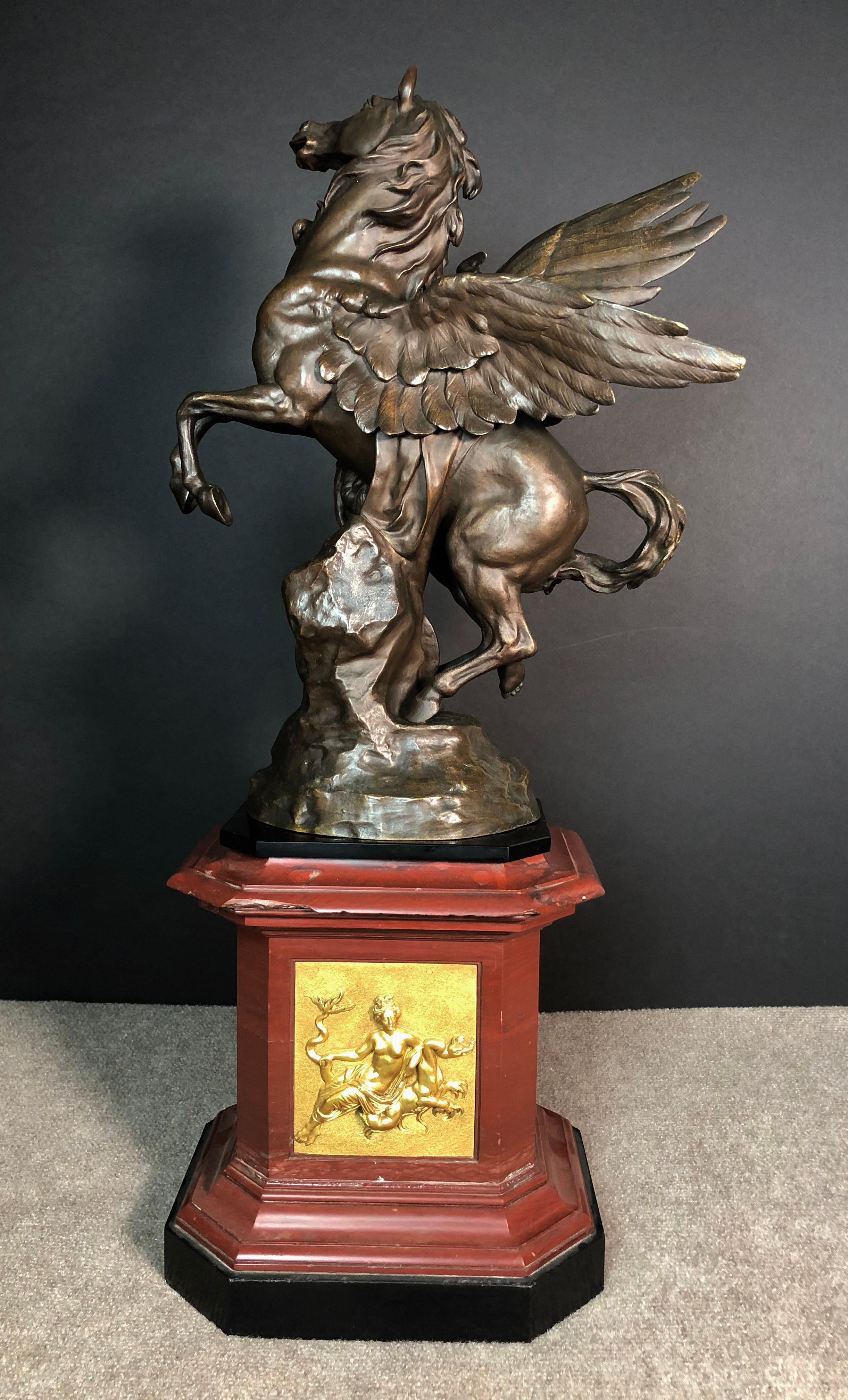 Plaqué or Émile Louis Picault Pégase en bronze sur socle de présentation en vente