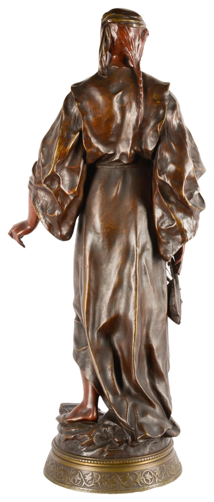 Romantique Émile-Louis Picault:: un orientaliste français Bronze de la reine Esther en vente