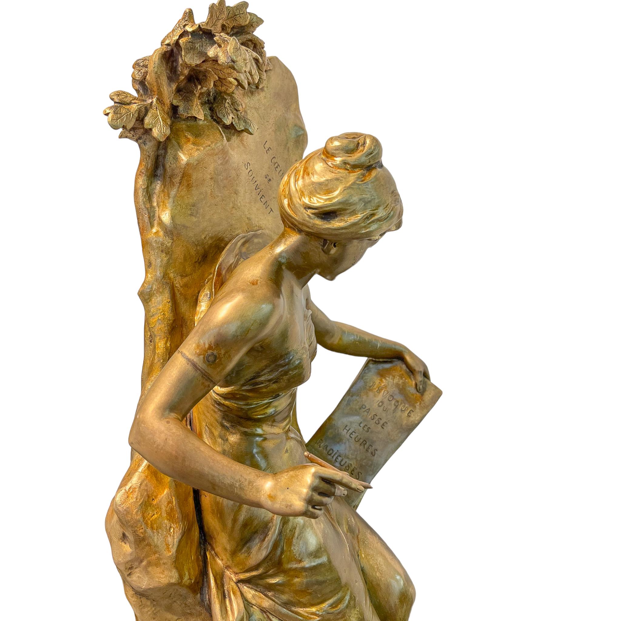 Statue figurative féminine « Memoria » en bronze patiné en vente 3