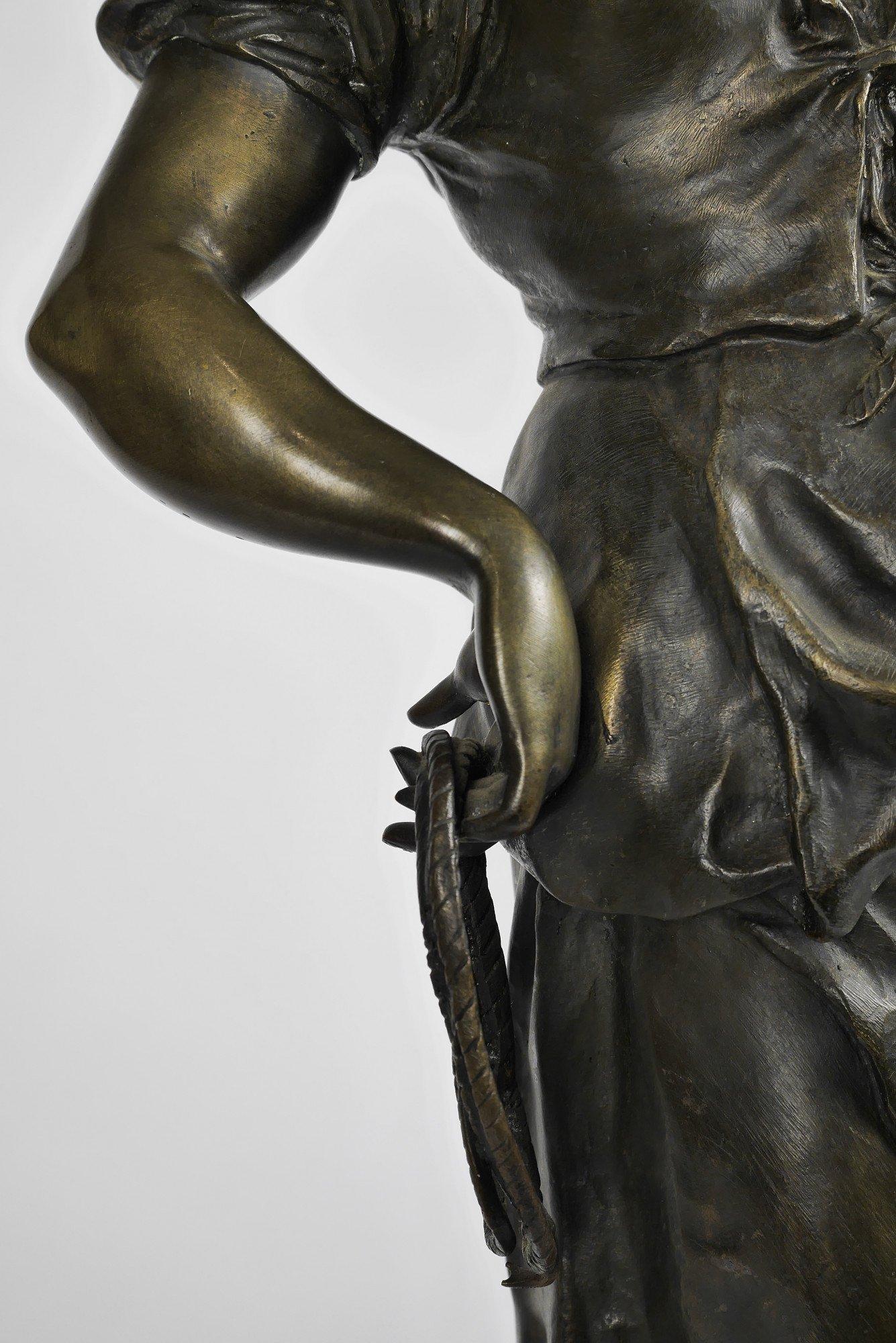 The Fisherwoman, 19th century French bronze sculpture For Sale 1