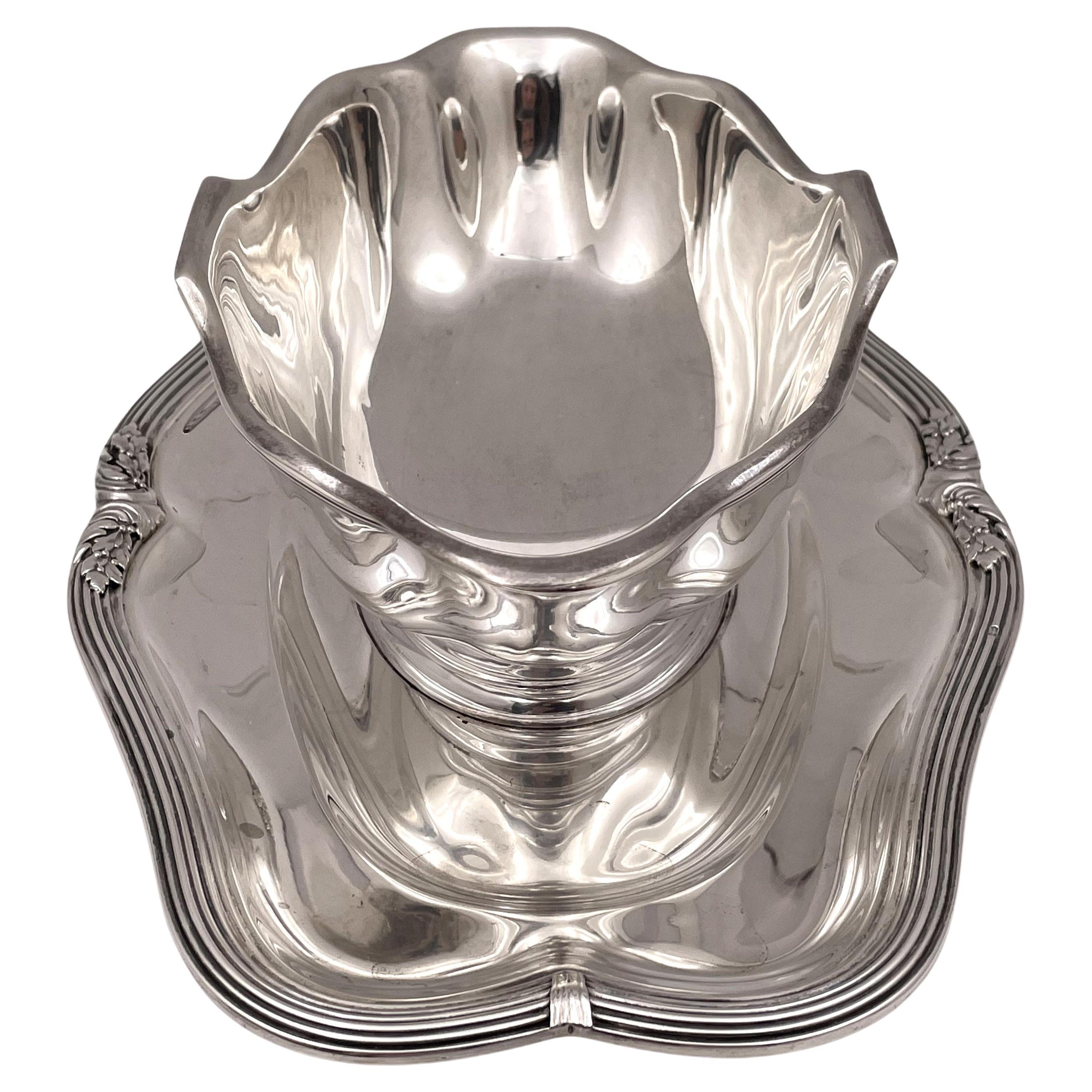 Emile Puiforcat French Sterling Silver Gravy Sauce Boat & Underplate in Art Deco For Sale
