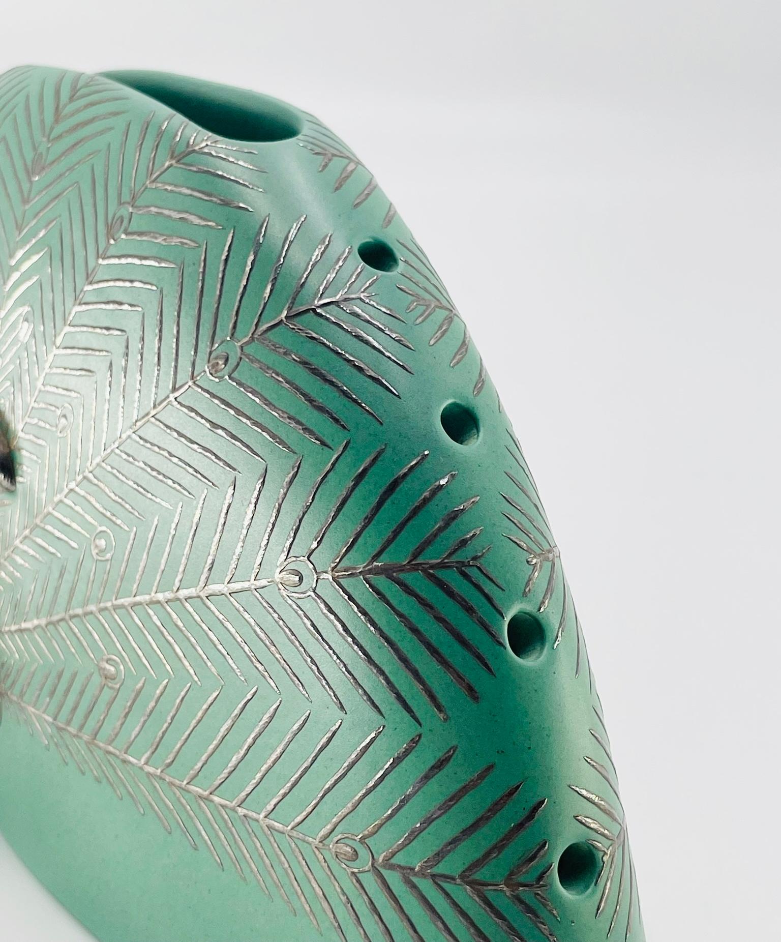 Vase paon en porcelaine verte et argent d'Emilia Castillo, Taxco Mexico, 1998 en vente 6