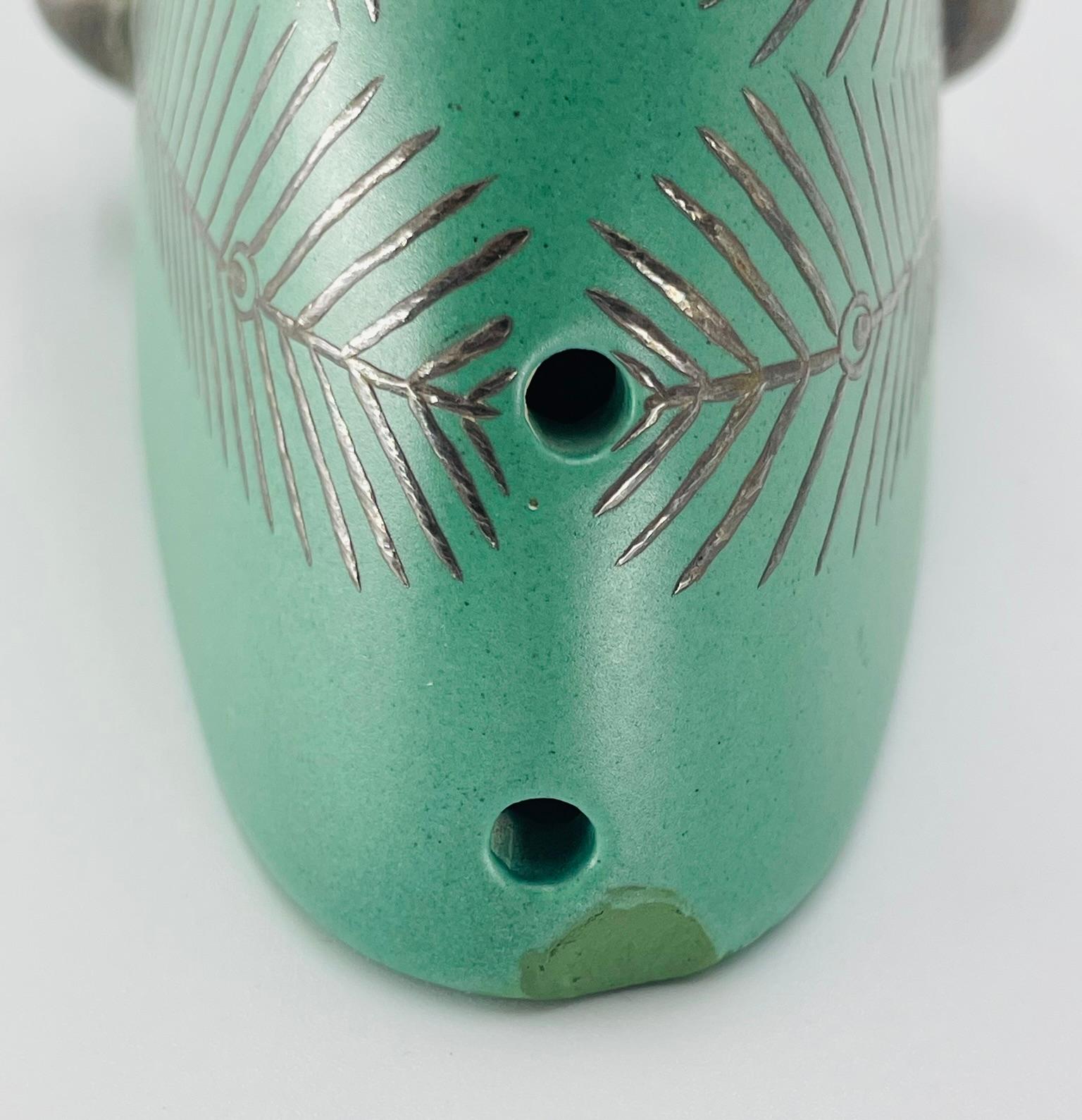 Vase paon en porcelaine verte et argent d'Emilia Castillo, Taxco Mexico, 1998 en vente 11