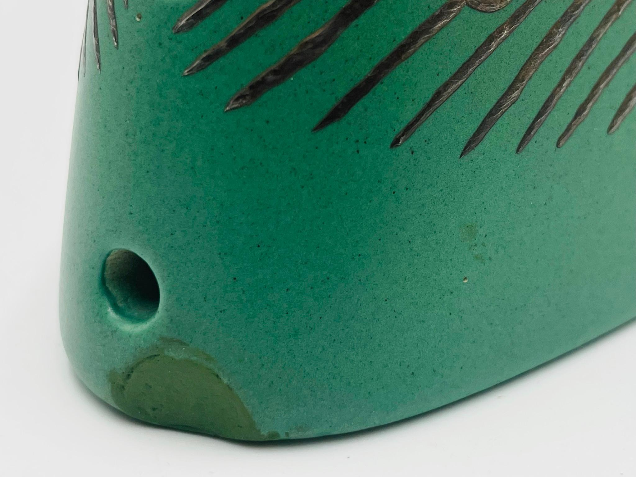 Vase paon en porcelaine verte et argent d'Emilia Castillo, Taxco Mexico, 1998 en vente 12
