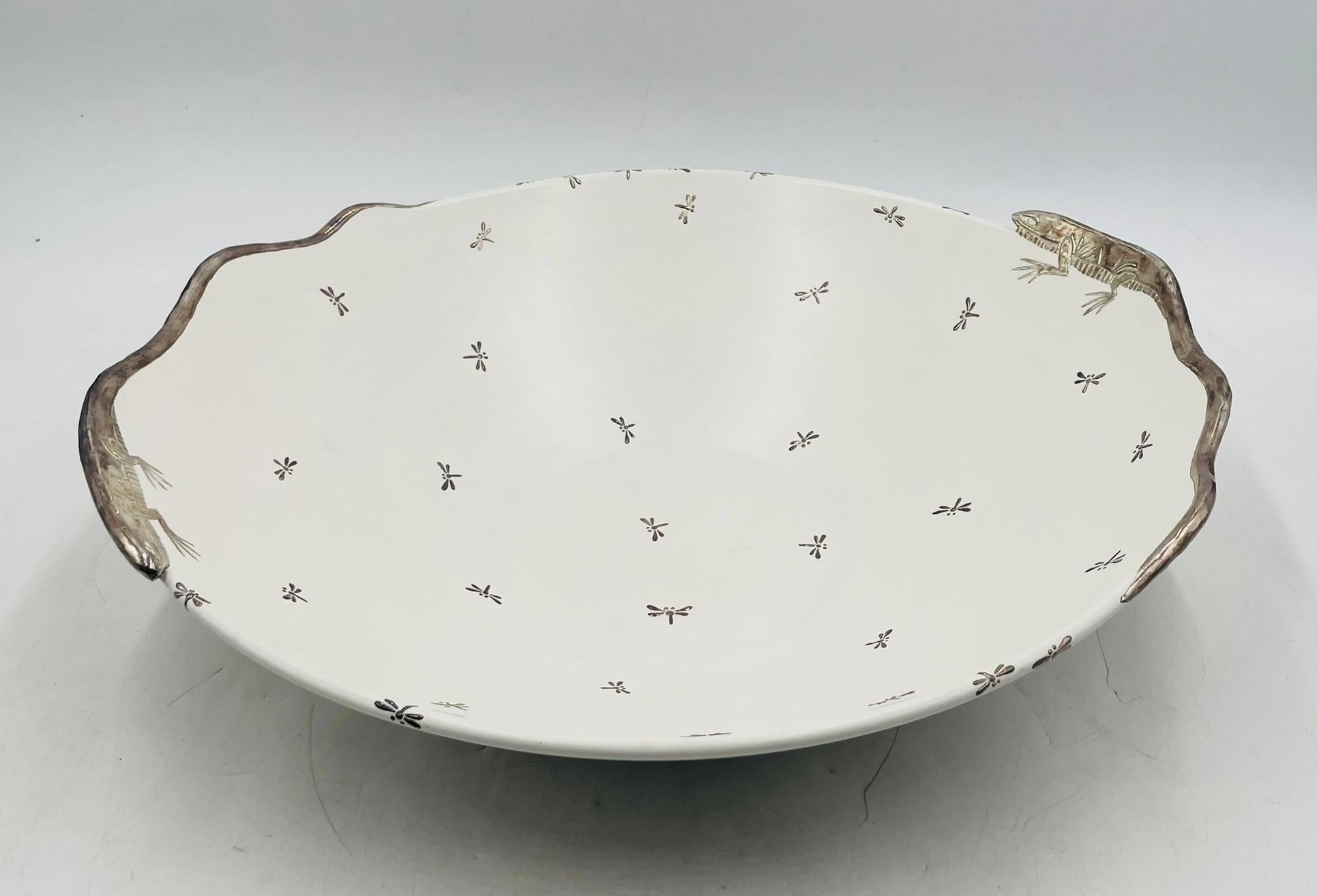 Emilia Castillo Large Porcelain & Pure Silver Bowl with Lizards and Dragonflies (Organische Moderne) im Angebot