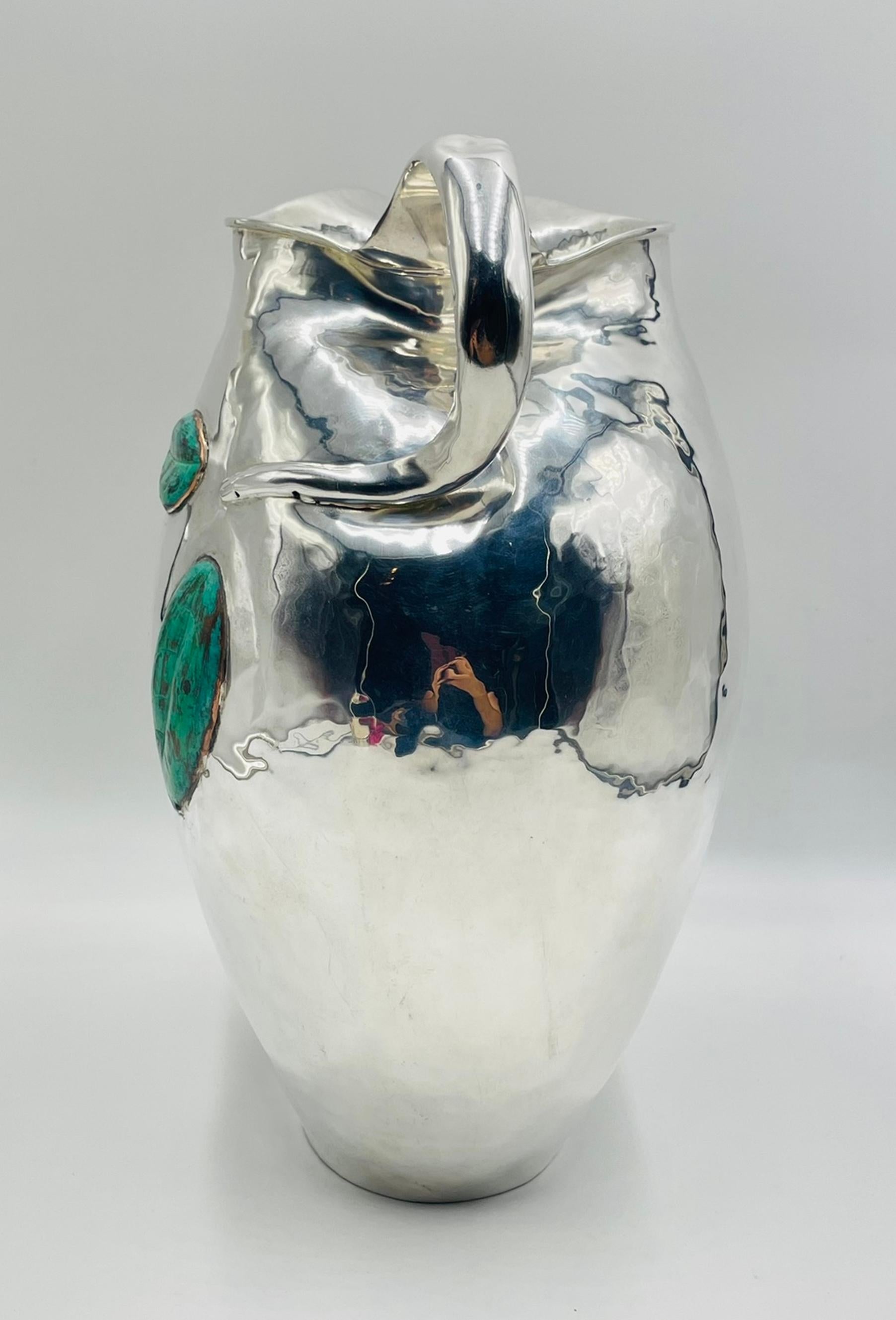 Brocca d'argento sovradimensionata di Emilia Castillo con intarsio di pietre, argenteria Taxco In condizioni buone in vendita a Los Angeles, CA