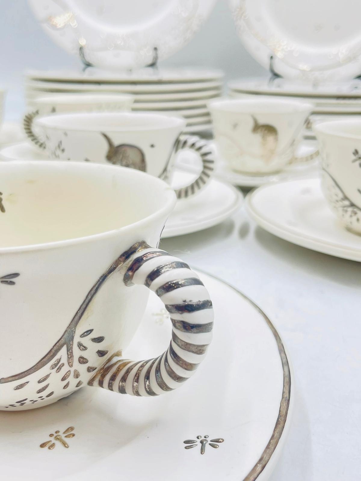 Emilia Castillo Vajilla para ocho de porcelana y plata pura, todo firmado en venta 1