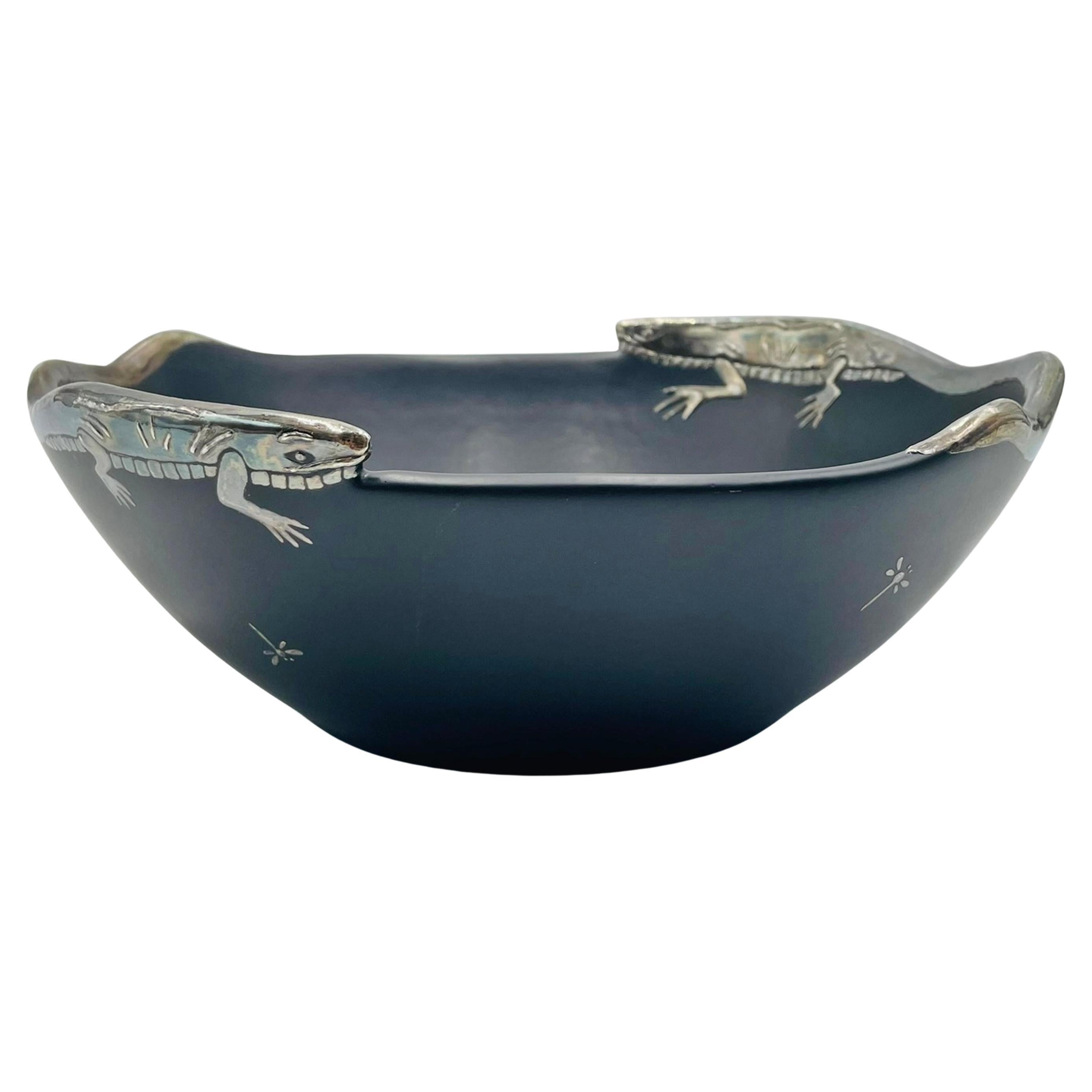 Ciotola Iguana in porcellana e argento puro di Emilia Castillo, Taxco, 2009