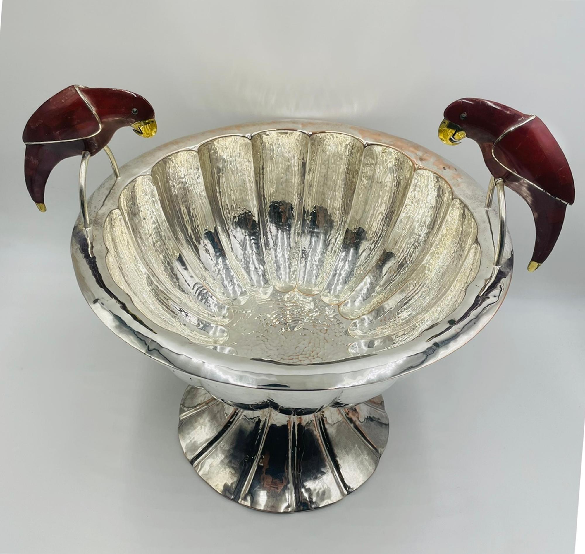 Emilia Castillo Skulpturale Schale mit Papagei aus Jaspis und Silberblech, Mexiko im Angebot 2