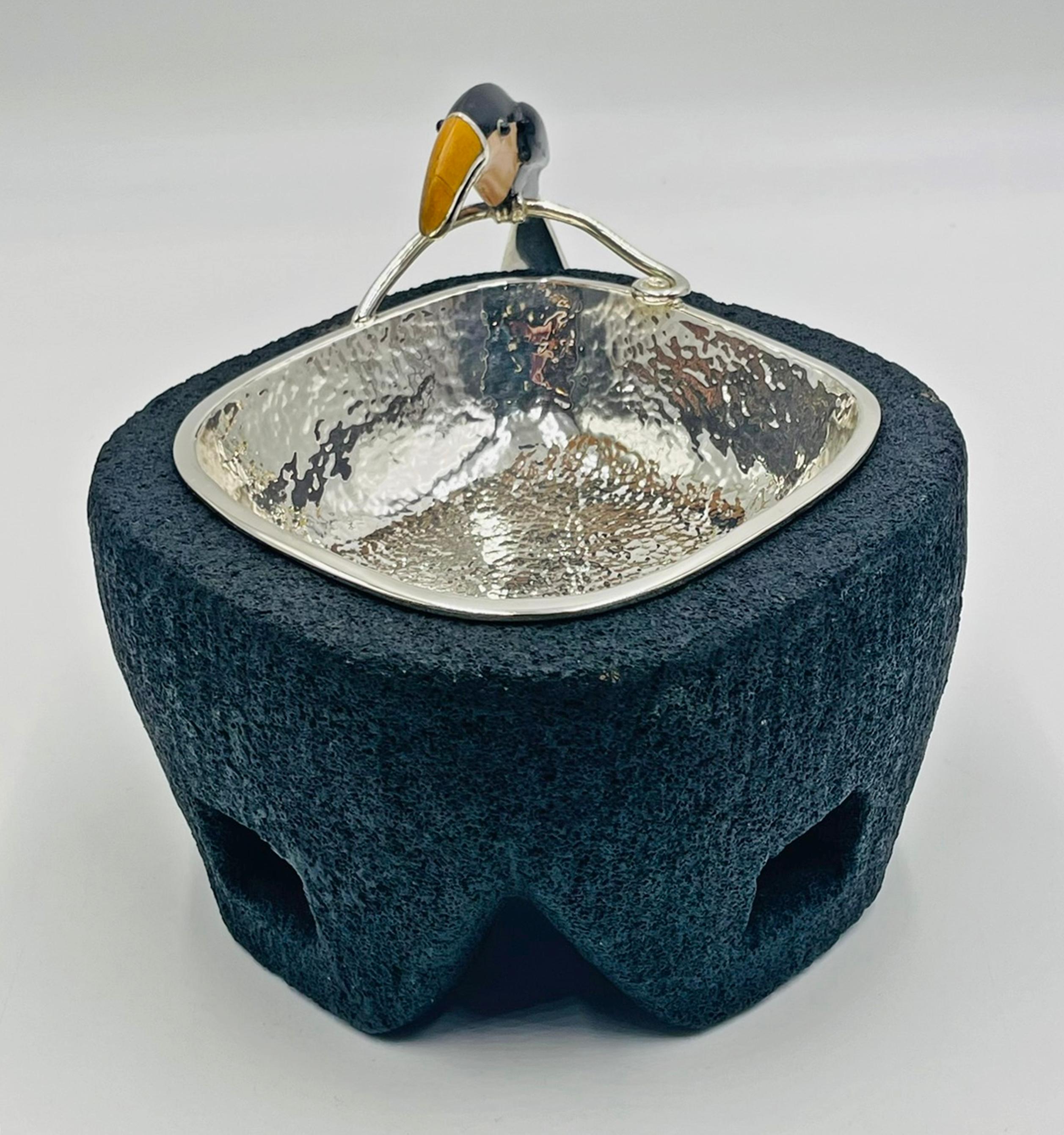 Messicano Molcajete/ciotola in argento di Emilia Castillo con tucano, Messico, anni '80 in vendita