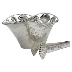 Seau à glace et pince en métal argenté avec motif de coquillage, Mexique, Emilia Castillo
