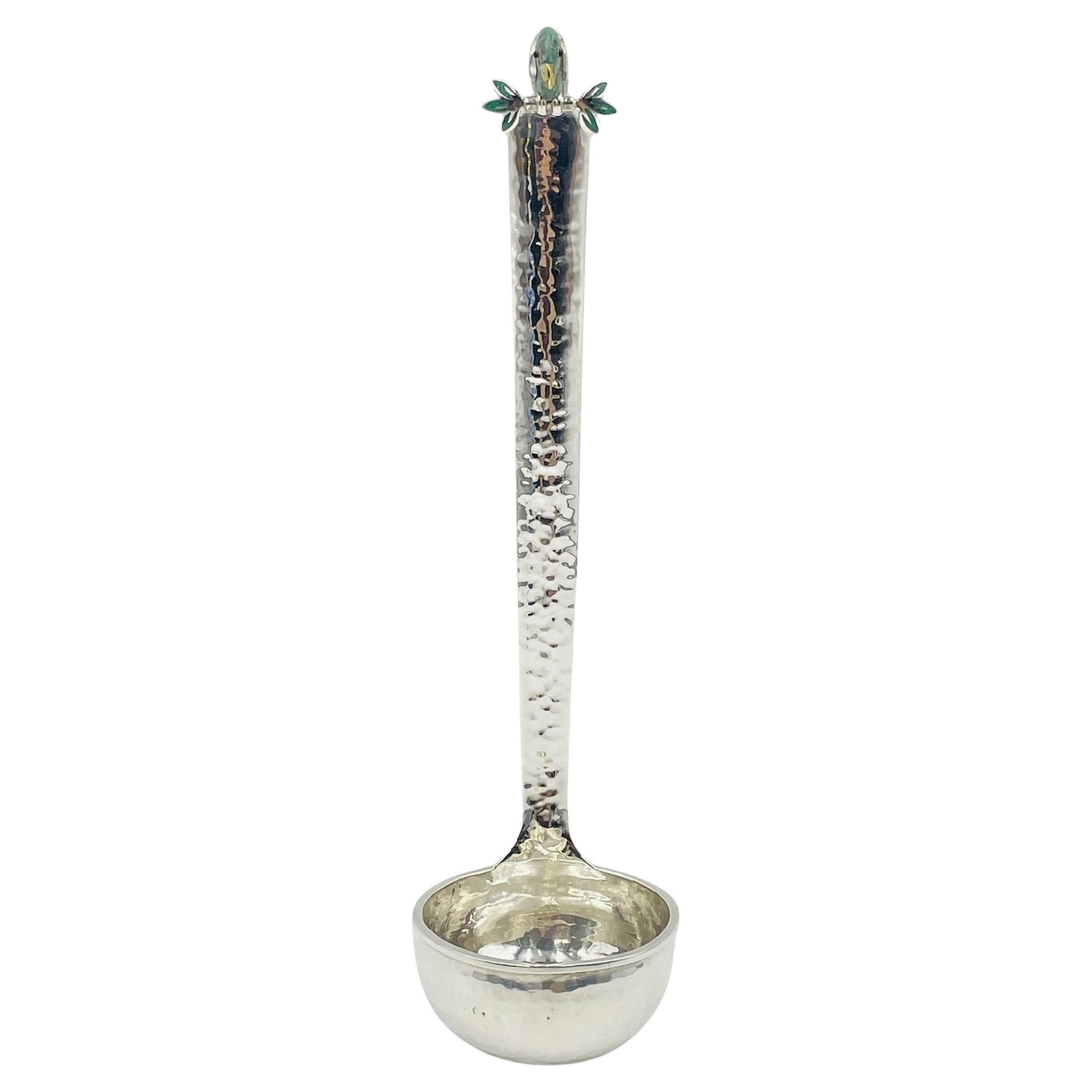 Emilia Castillo Mestolo placcato in argento con pappagallo di malachite, Modernismo messicano