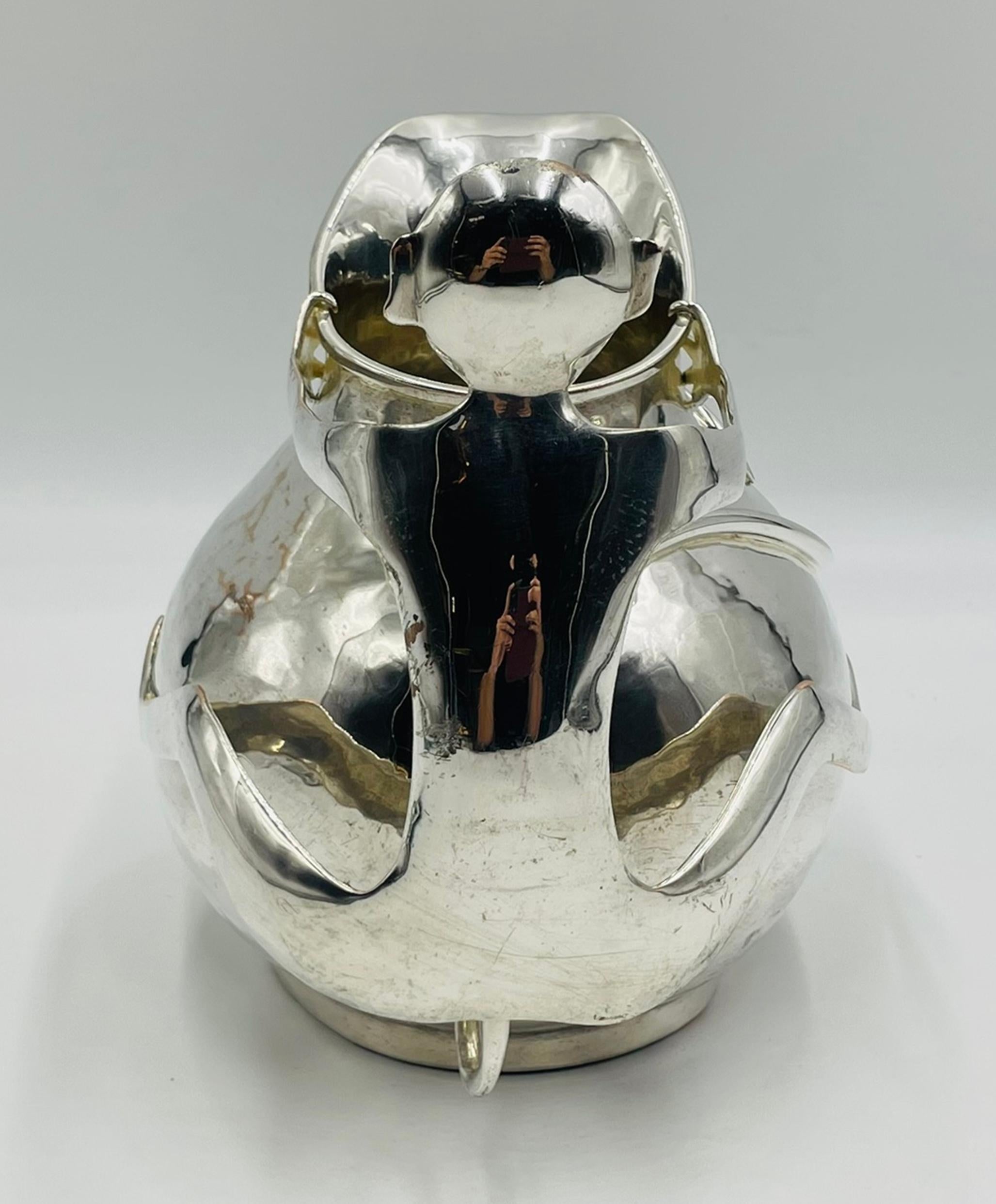 Messicano Brocca a forma di scimmia placcata in argento di Emilia Castillo, Modernismo messicano in vendita