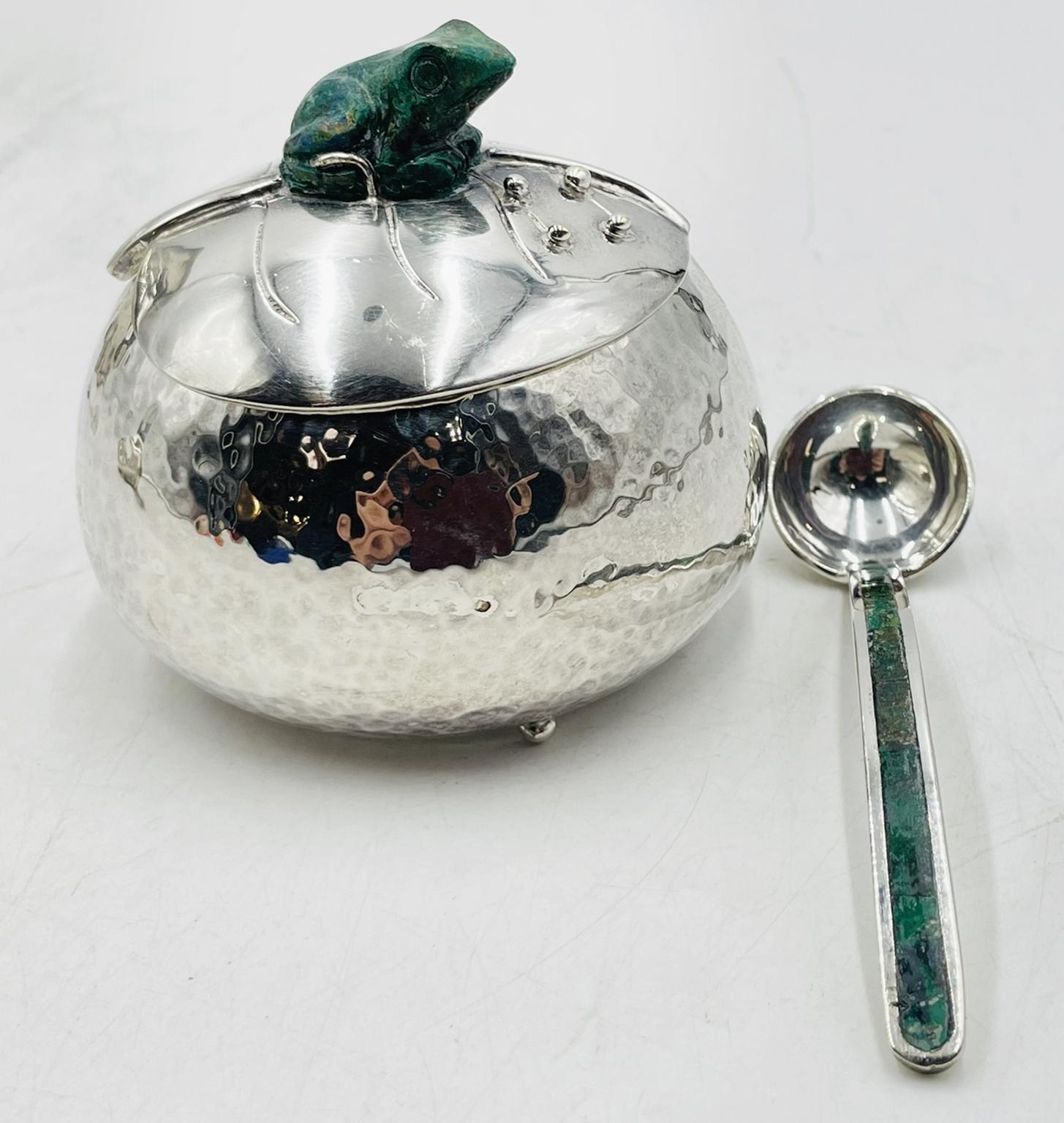 Service à thé en argent Emilia Castillo avec grenouilles en malachite, signé Design/One mexicain en vente 6