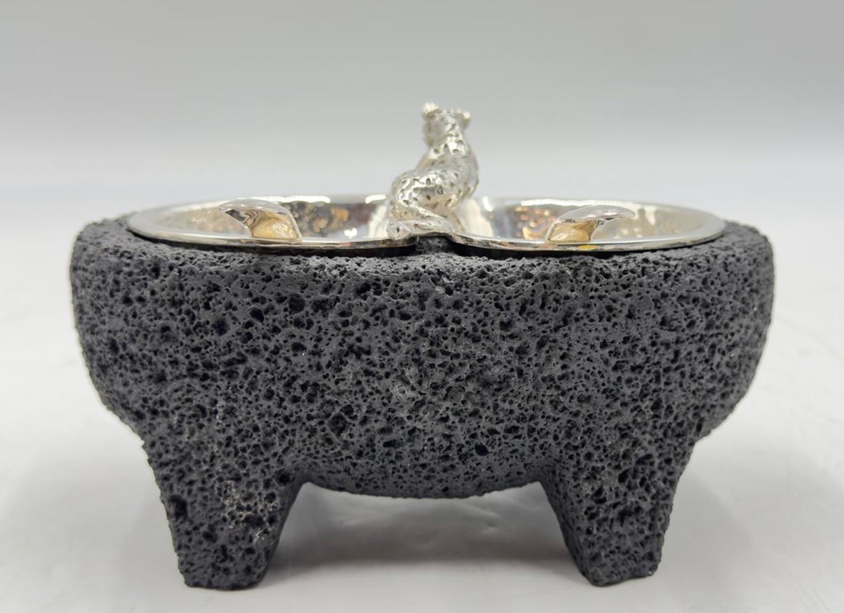 Molcajete di Emilia Castillo in argento con giaguaro e cucchiai abbinati, Messico in vendita 1