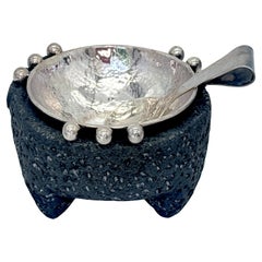 Emilia Castillo Molcajete en argent sterling et pierre volcanique avec cuillère
