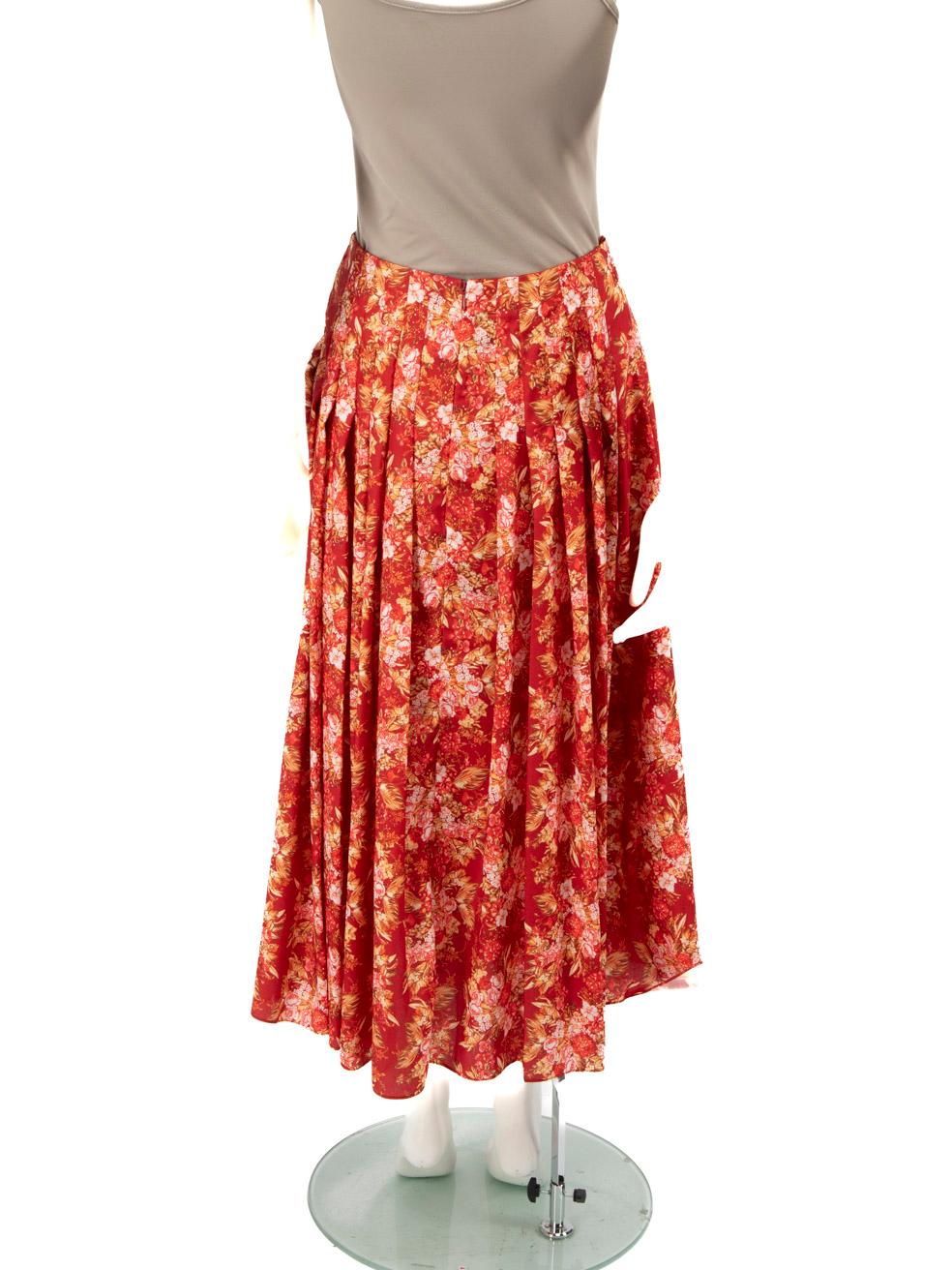 Emilia Wickstead Red Wool Floral Pleated Skirt Size M In Good Condition In London, GB