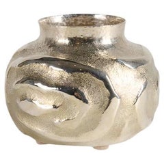 Emiliano Céliz, Armonía Imperfecta, Vaso placcato in argento, Argentina, 2024