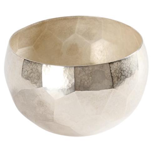 Emiliano Céliz, Corazón Fragmentado, versilberte Schale, Argentinien, 2025