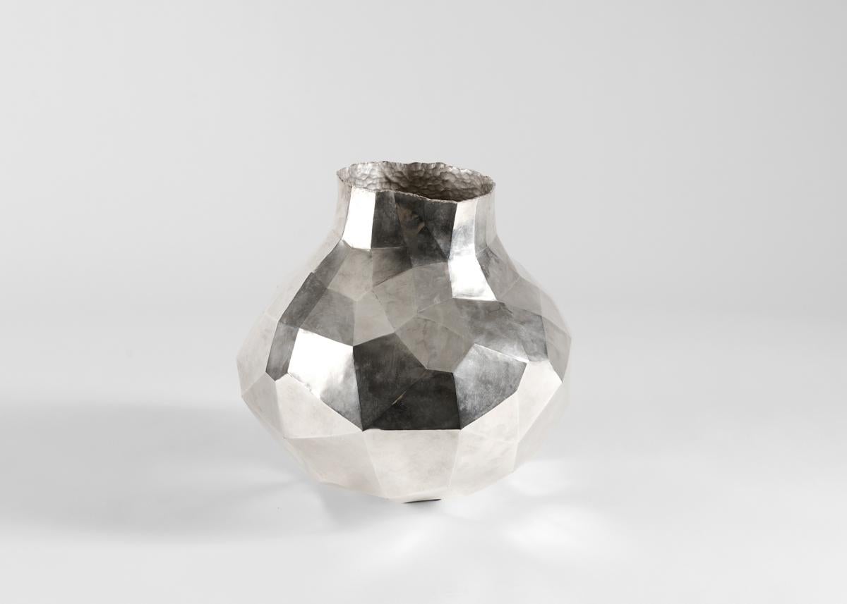 Emiliano Céliz, Fragmented Man, Silver-plated Copper Vase, Argentina, 2021 In Excellent Condition For Sale In New York, NY