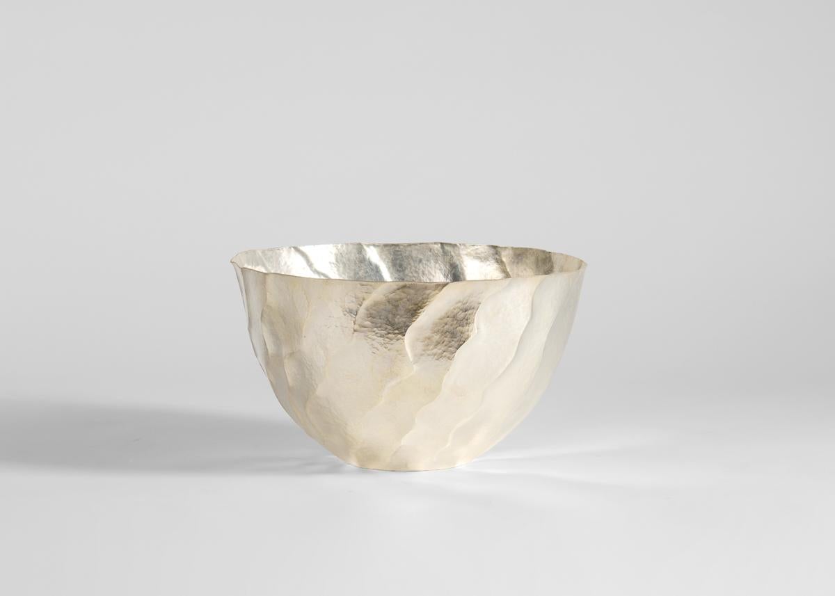 Emiliano Céliz, Olas de mar, cuenco plateado, Argentina, 2024
