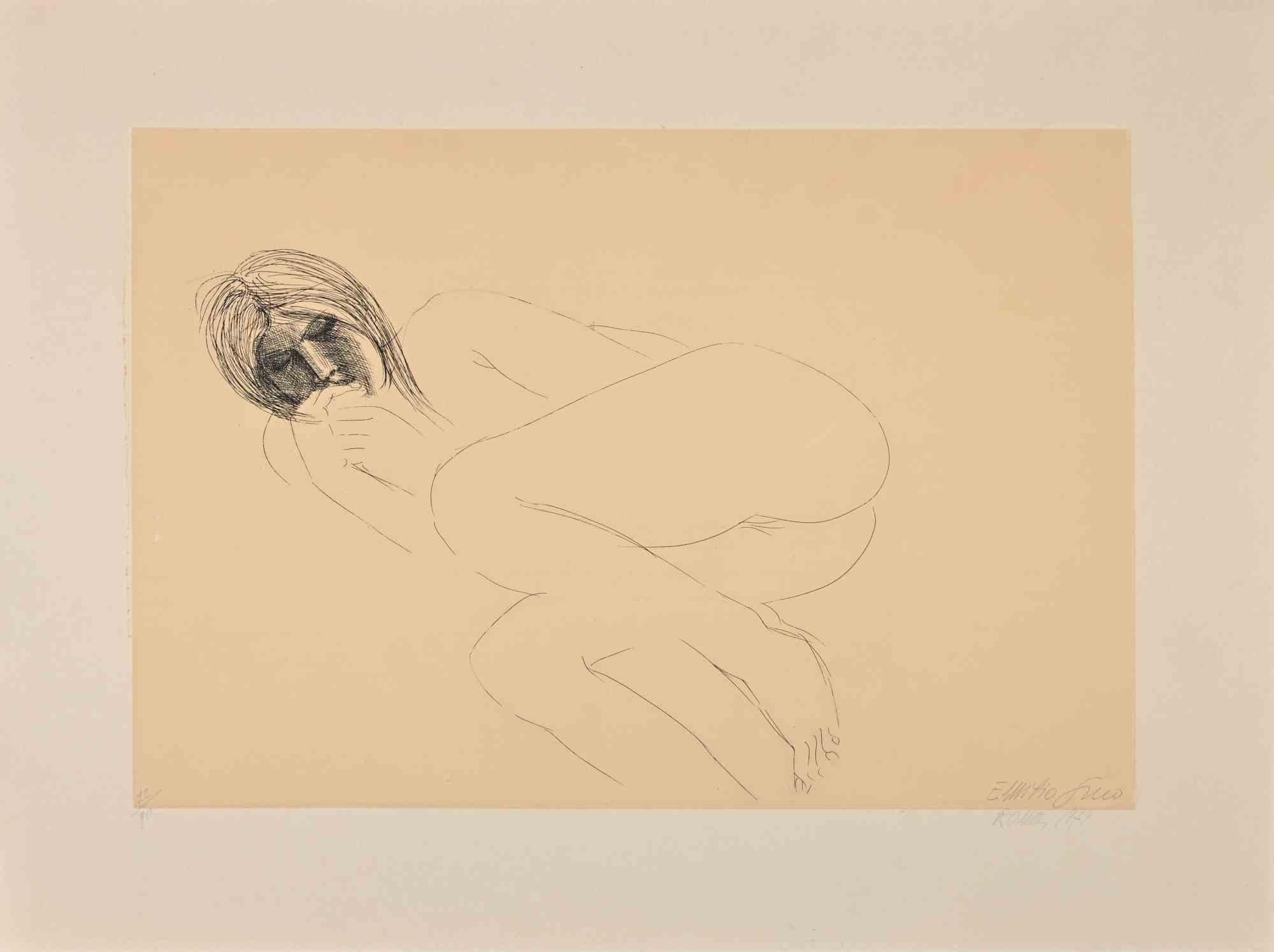 Reclined Nude ist eine Radierung von Emilio Greco aus dem Jahr 1979.

Handsigniert, datiert 1979, Rom.

Nummerierte Auflage von 72/90 Abzügen.

Guter Zustand.

Der Akt wird durch weiche lange Striche realisiert, das Gesicht zeichnet sich durch