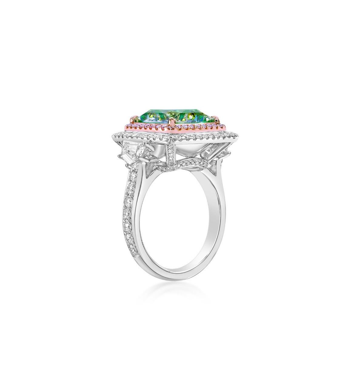 Emilio Jewelry 11,00 Karat Gia-zertifizierter Fancy Hellgrüner Fancy-Diamantring  für Damen oder Herren im Angebot