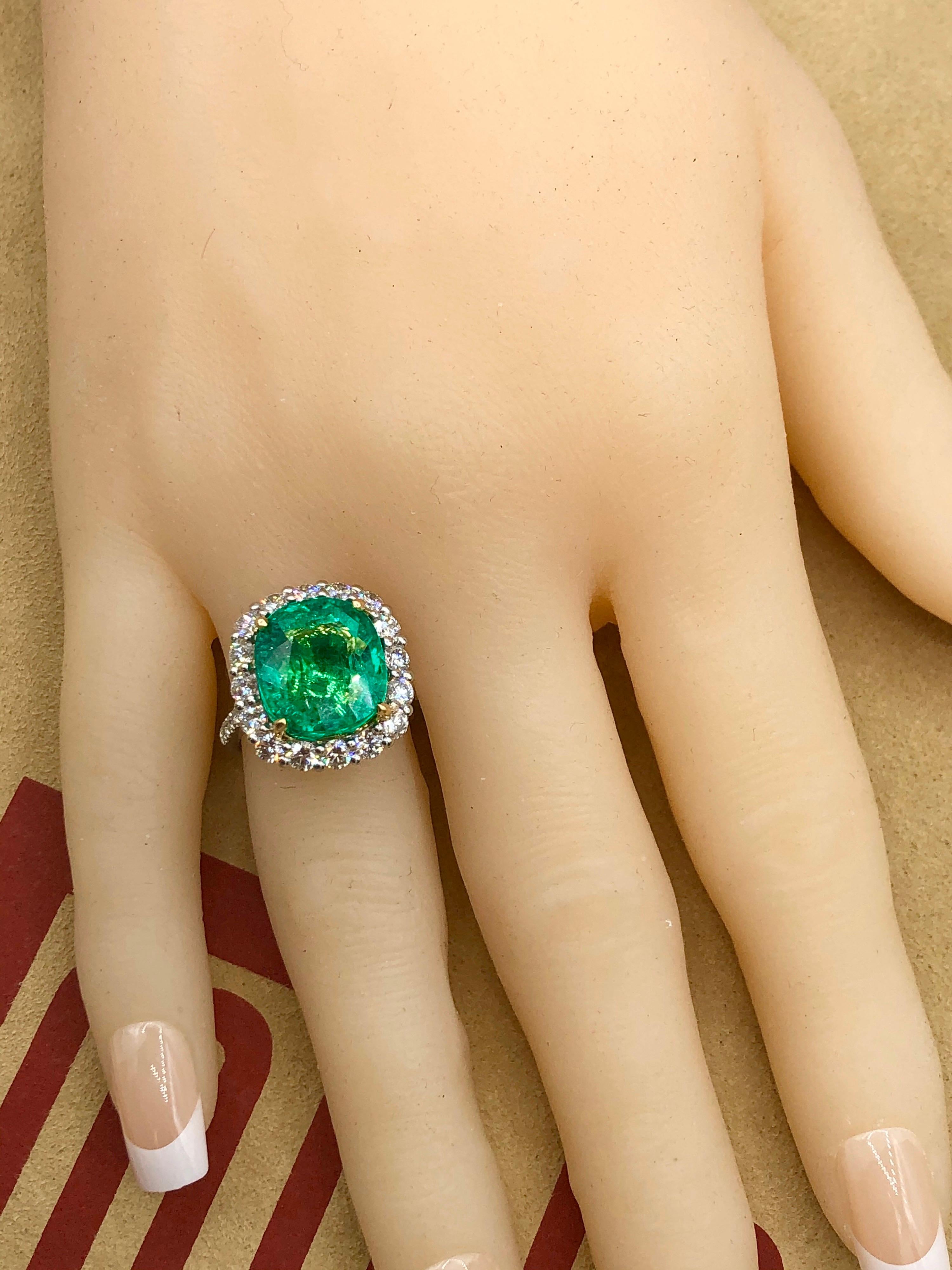 Emilio Jewelry 11.75 Carat Colombian Emerald Diamond Ring For Sale 3