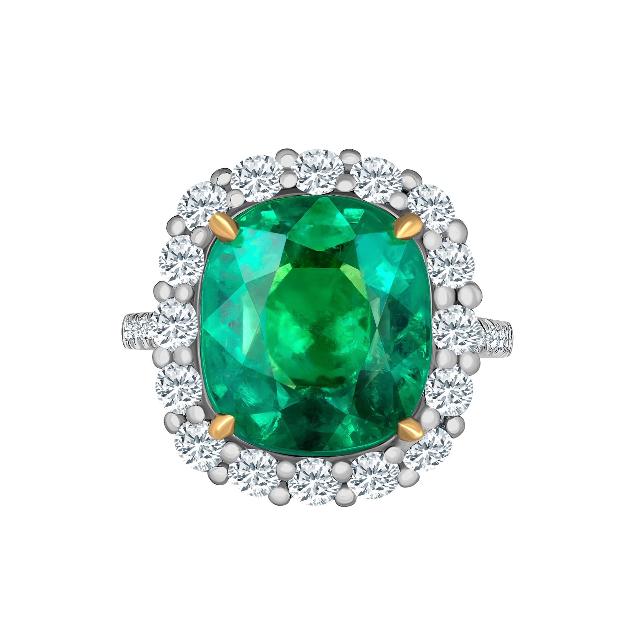 Emilio Jewelry 11.75 Carat Colombian Emerald Diamond Ring For Sale 7