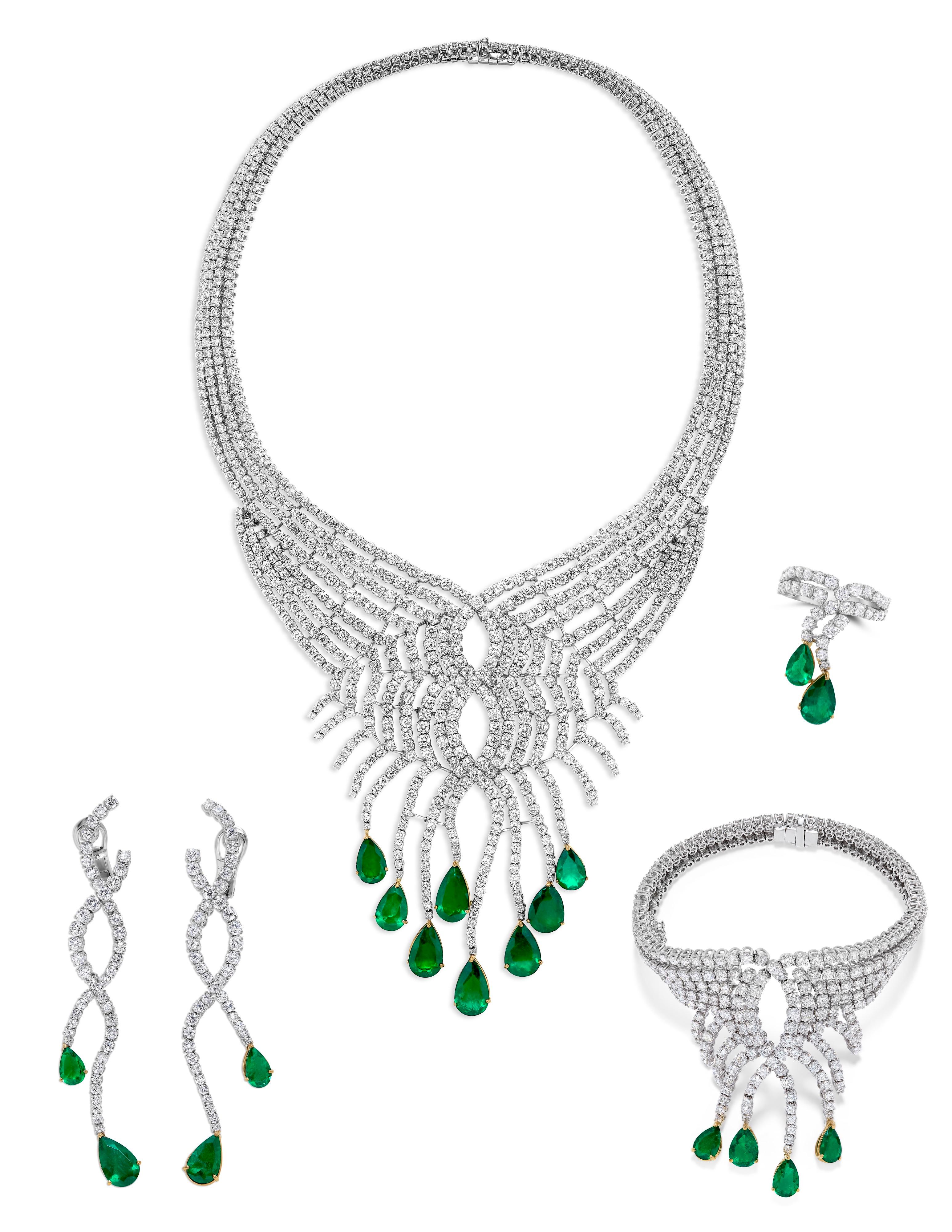 Emilio Jewelry Suite mit lebhaftem grünem kolumbianischen Smaragd 119,00 Karat (Tropfenschliff) im Angebot