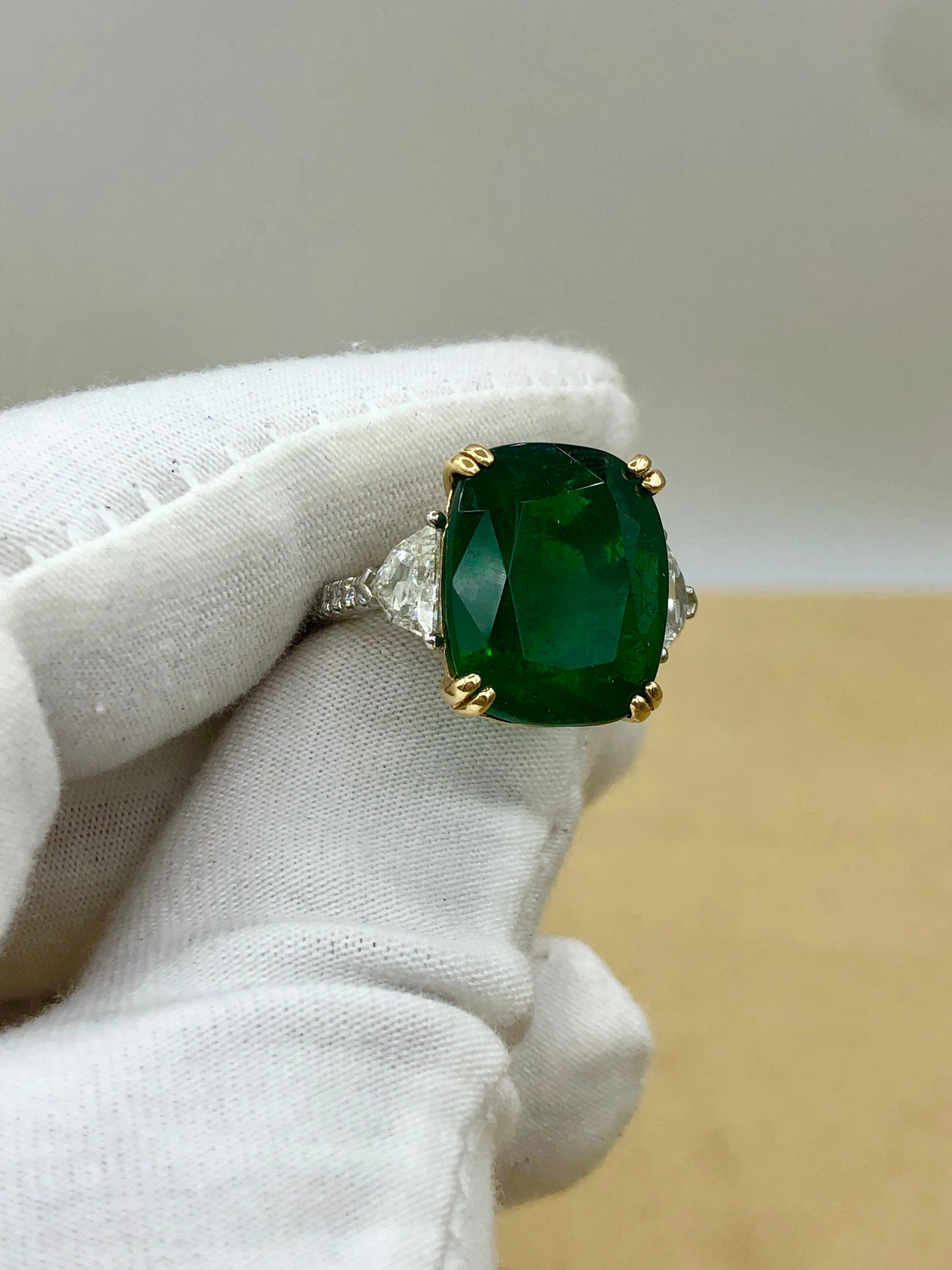 Emilio Jewelry 12.27 Carat Certified Genuine Emerald Diamond Ring For Sale 6