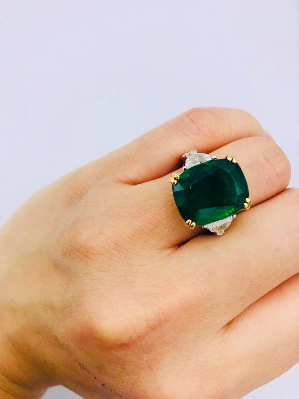 Emilio Jewelry 12.27 Carat Certified Genuine Emerald Diamond Ring For Sale 12