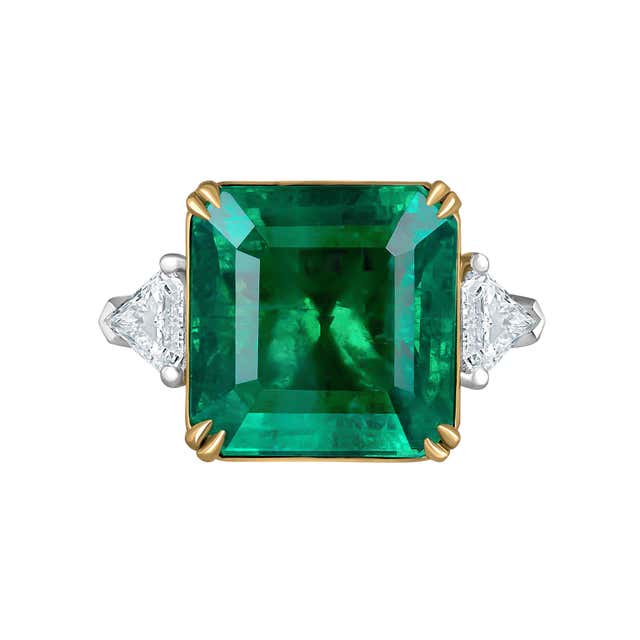 Emilio Jewelry 26.46 Carat Emerald Ring at 1stDibs