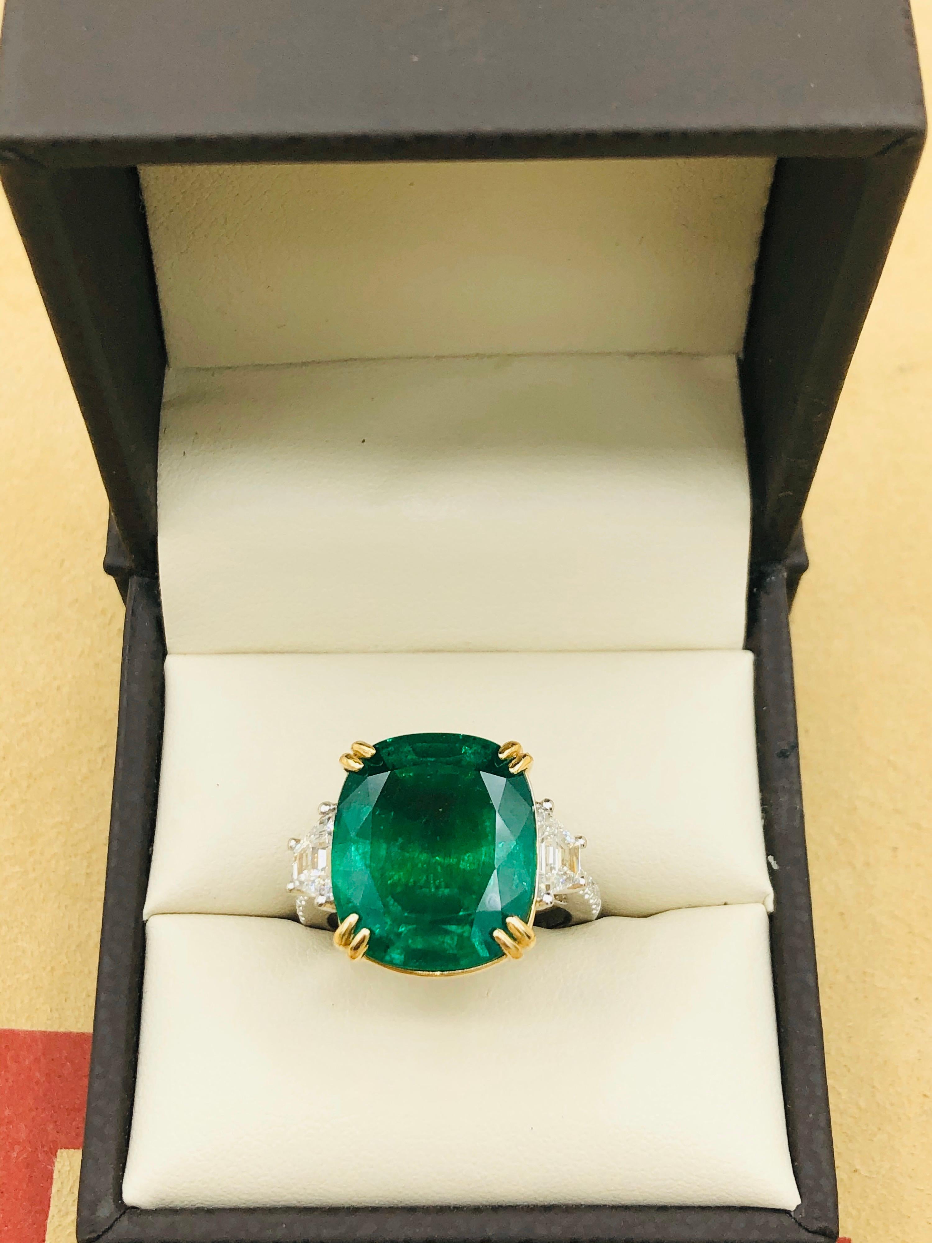 Emilio Jewelry 12.43 Carat Certified Vivid Green Cushion Emerald Diamond Ring In New Condition For Sale In New York, NY