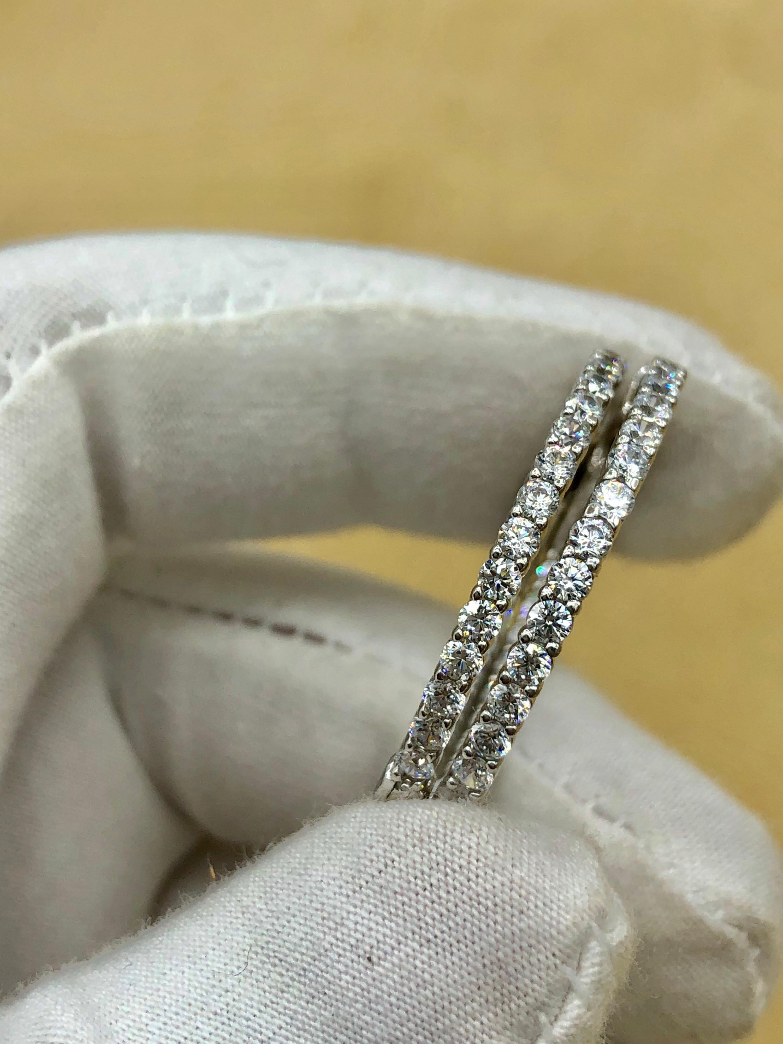 Emilio Jewelry Diamond Hoop Earrings In New Condition In New York, NY