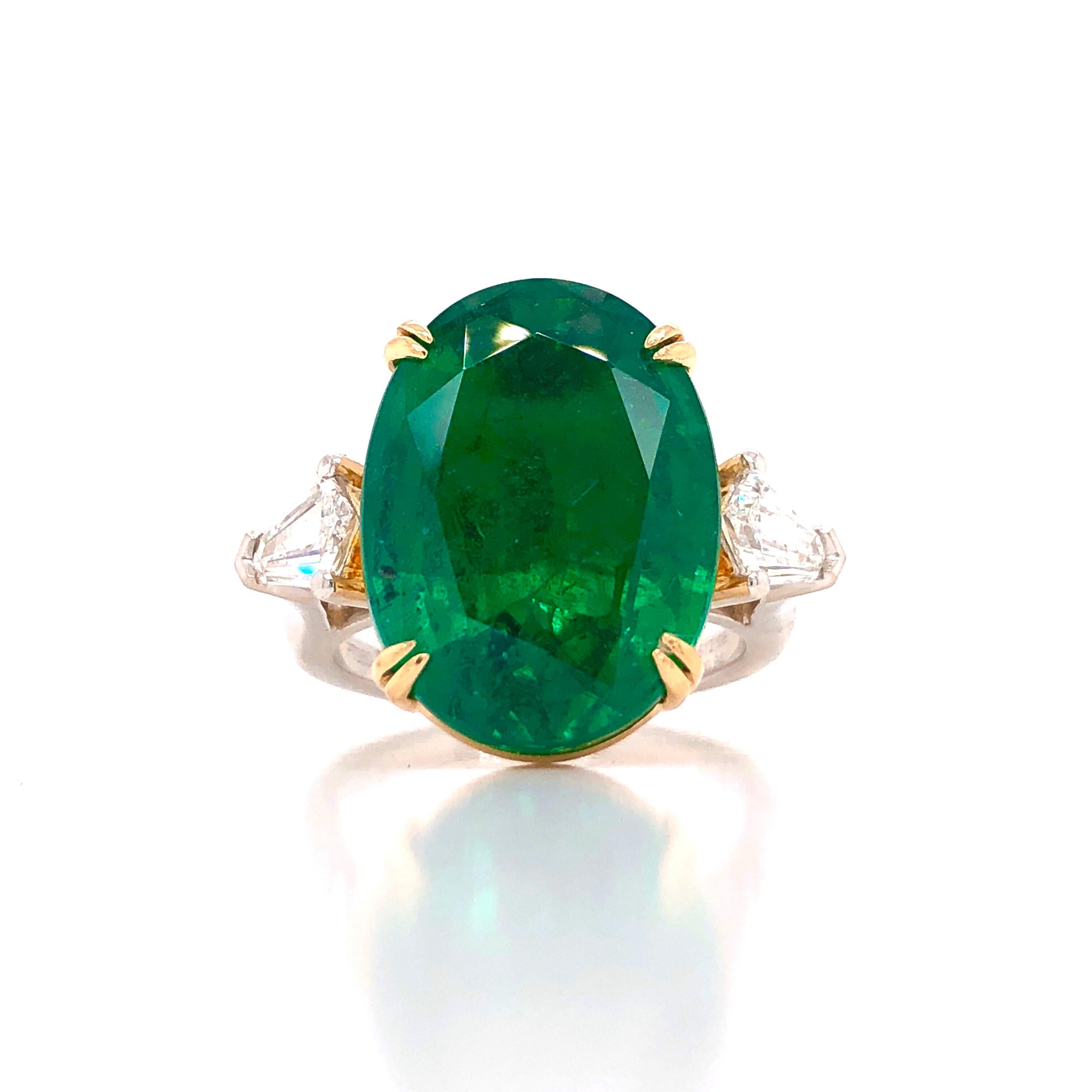 Emilio Jewelry 12.92 Carat Vivid Green Oval Emerald Diamond Ring For Sale 4