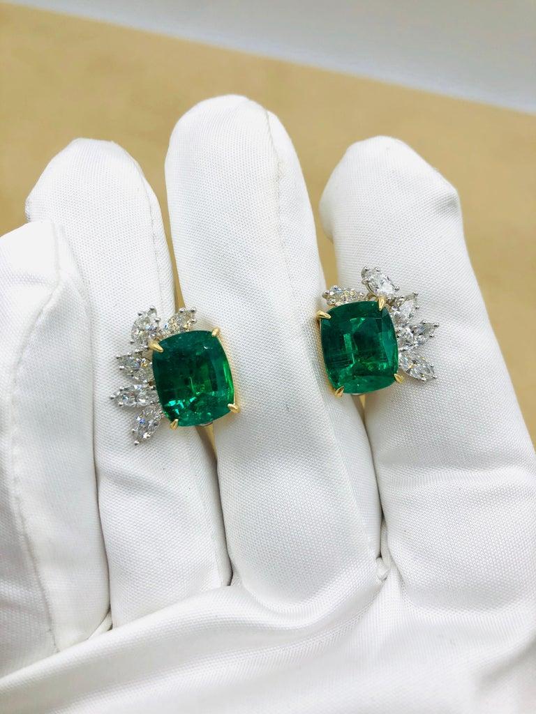Emilio Jewelry 14.62 Carat Certified Vivid Green Emerald Diamond Earrings For Sale 5