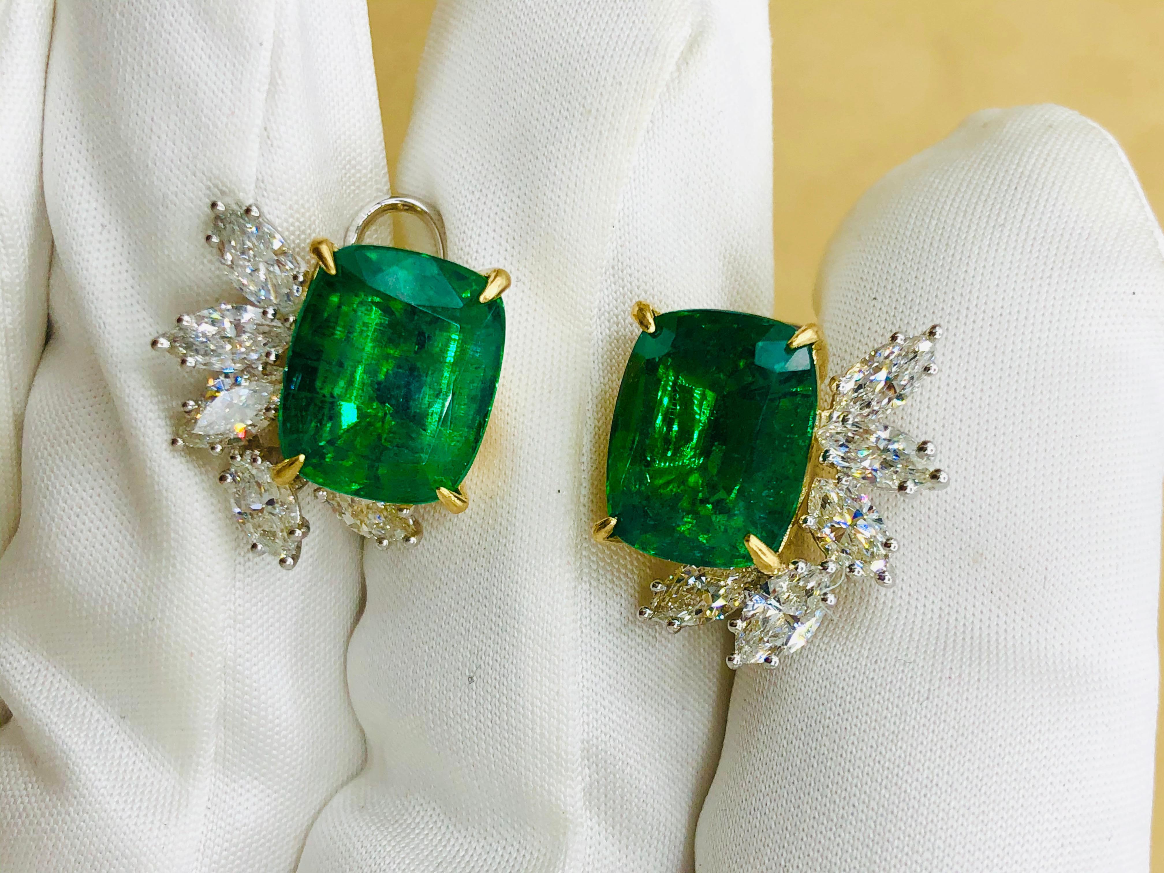 Emilio Jewelry 14.62 Carat Certified Vivid Green Emerald Diamond Earrings For Sale 3