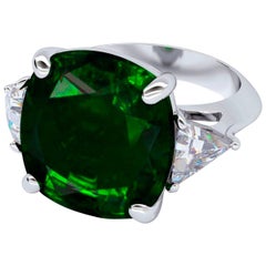 Emilio Jewelry 16.00 Carat Emerald Ring
