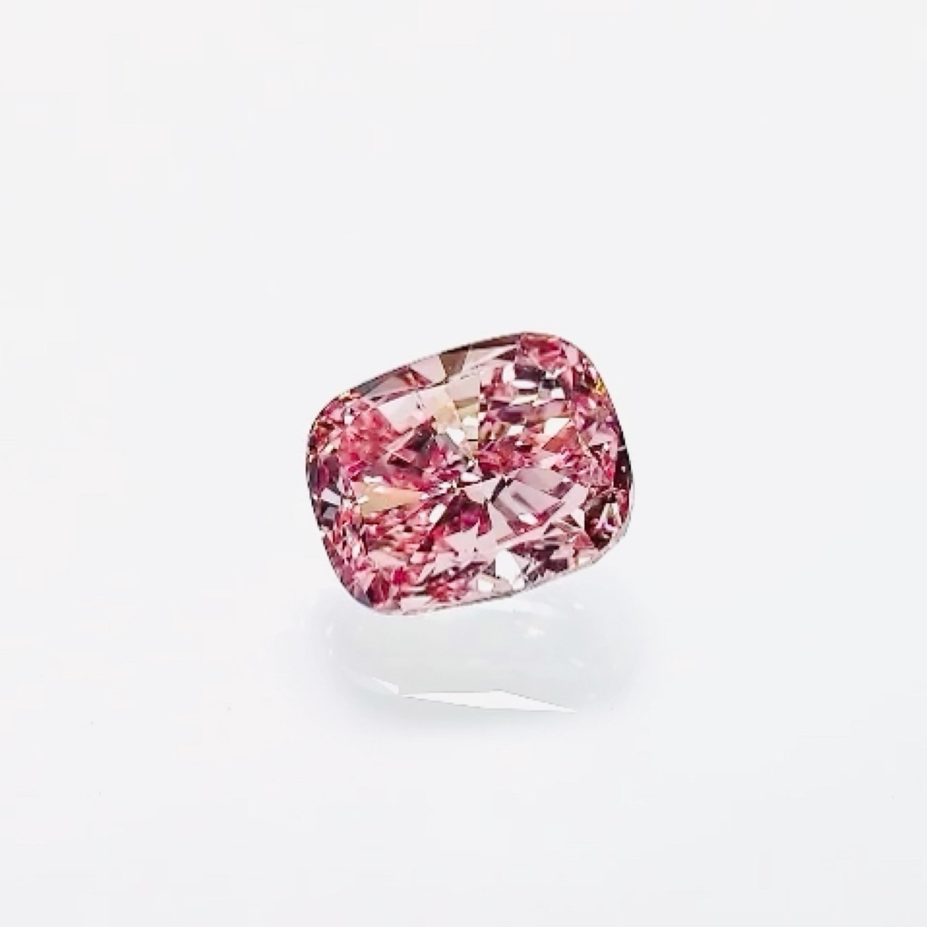 Emilio Jewelry 2.00 Carat Fancy Intense Pink Diamond  In New Condition For Sale In New York, NY